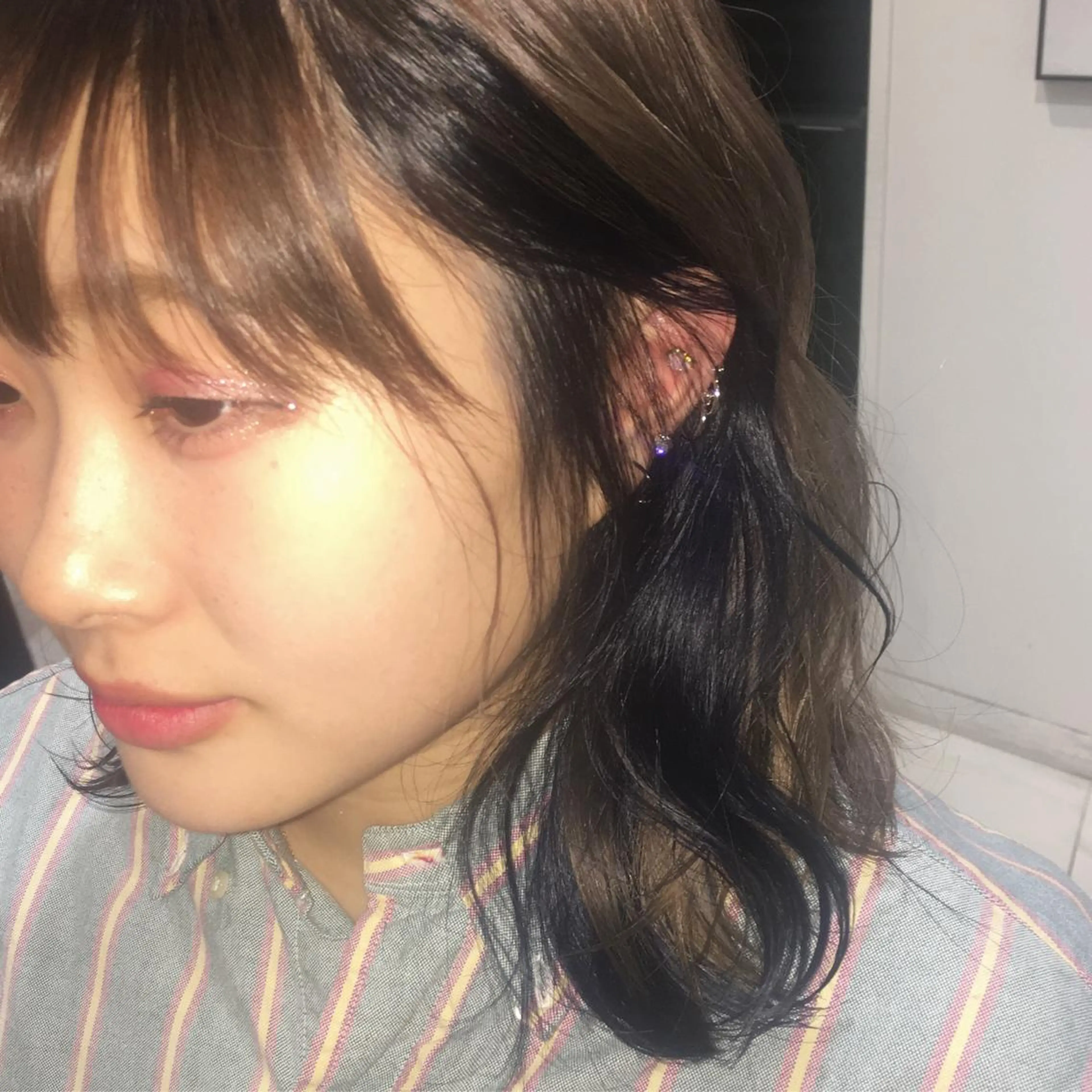 ミディアム カラー ヘアカラー トリートメント 荒木 依莉亜のヘアスタイル