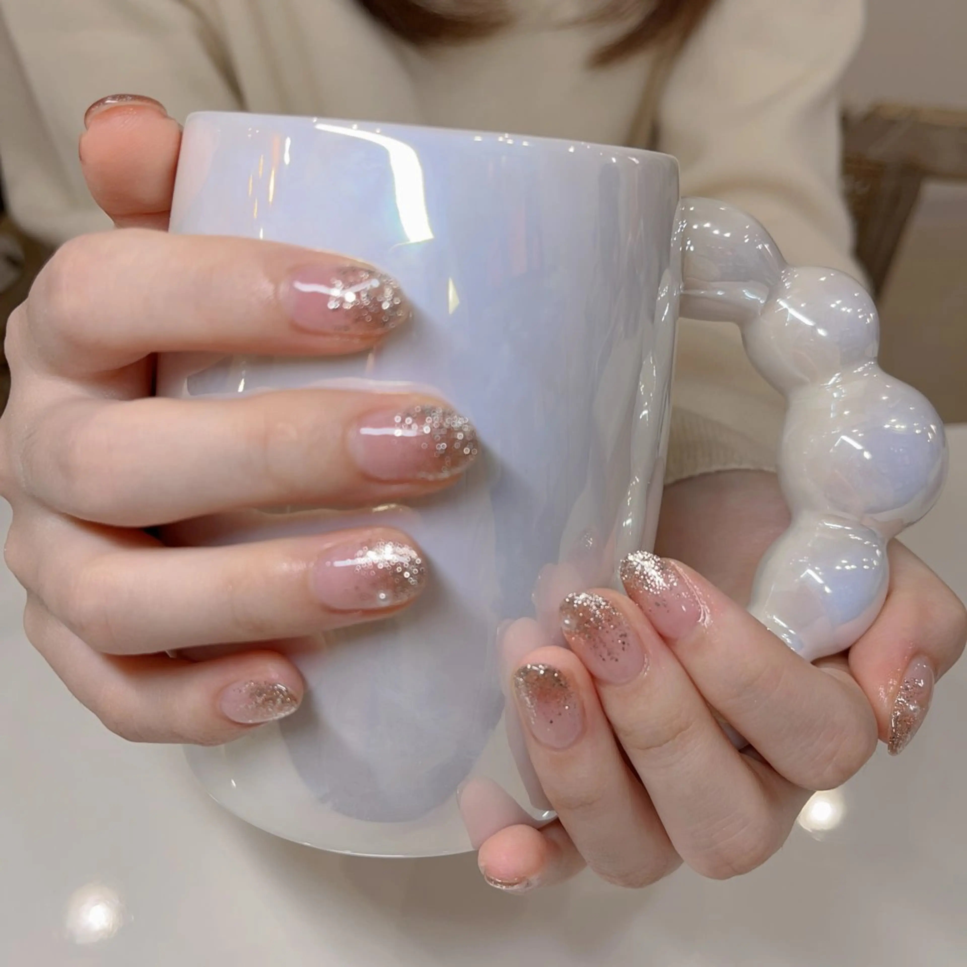 【Hand】グラデーション（オフ別､ケア込み）の写真