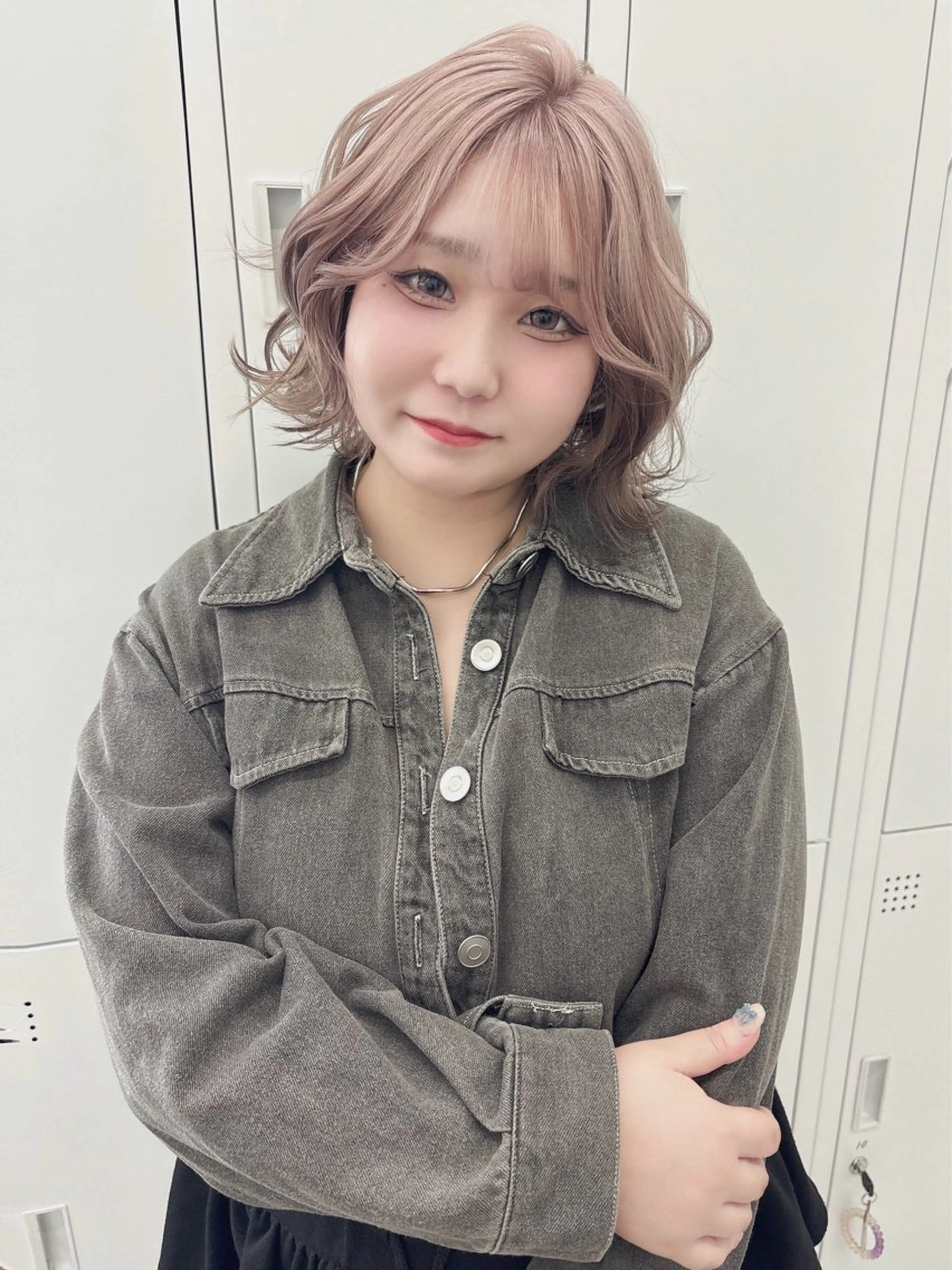 ショート カラー ブリーチ 透明感カラー ハイトーンカラー ヘアカラー ミウ/デザインカラー /ハイトーン/栄のヘアスタイル