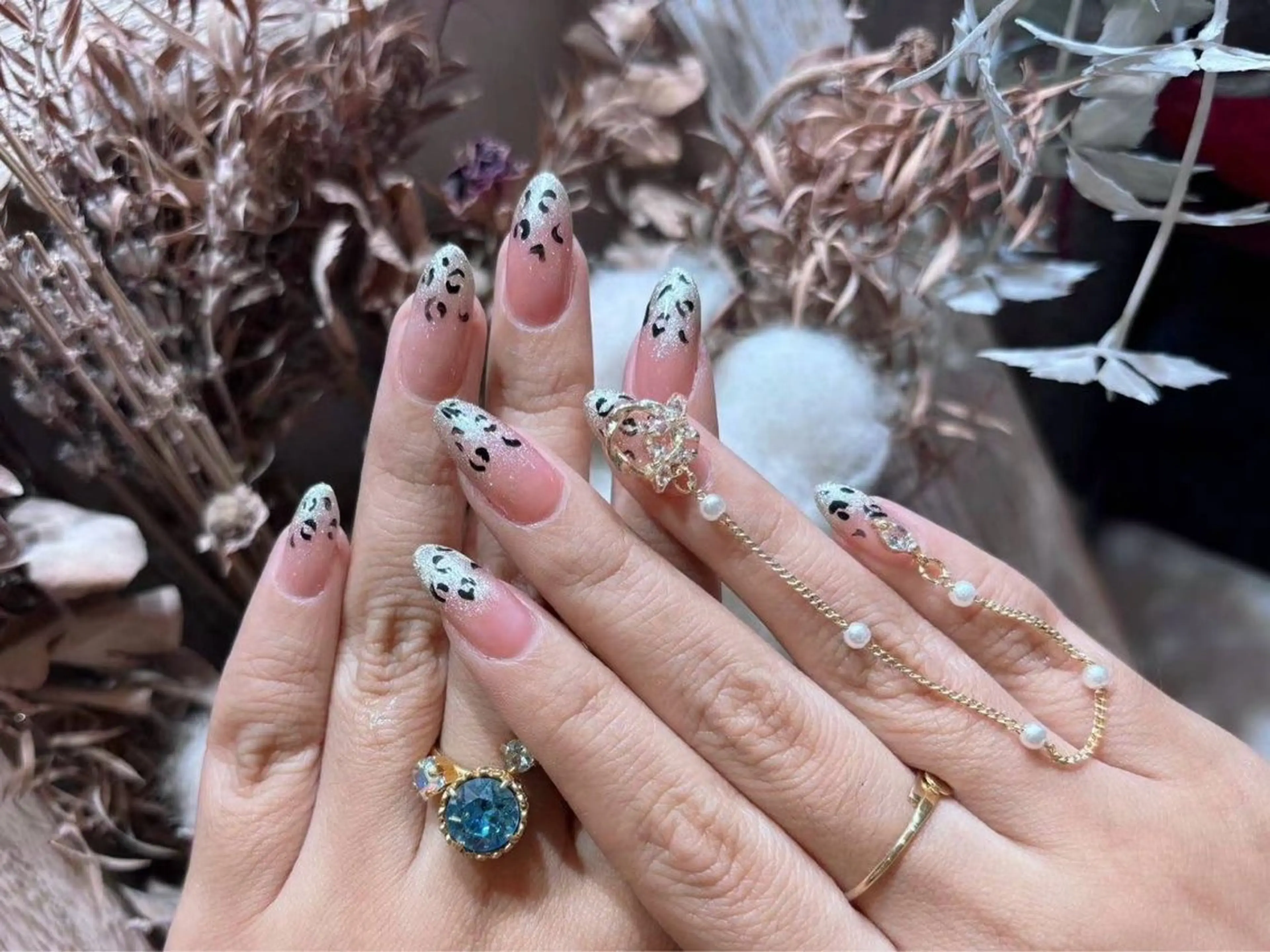 ネイル アニマル柄 アートネイル フラワーネイル フットネイル ジェルネイル Babarla Nailのネイルデザイン