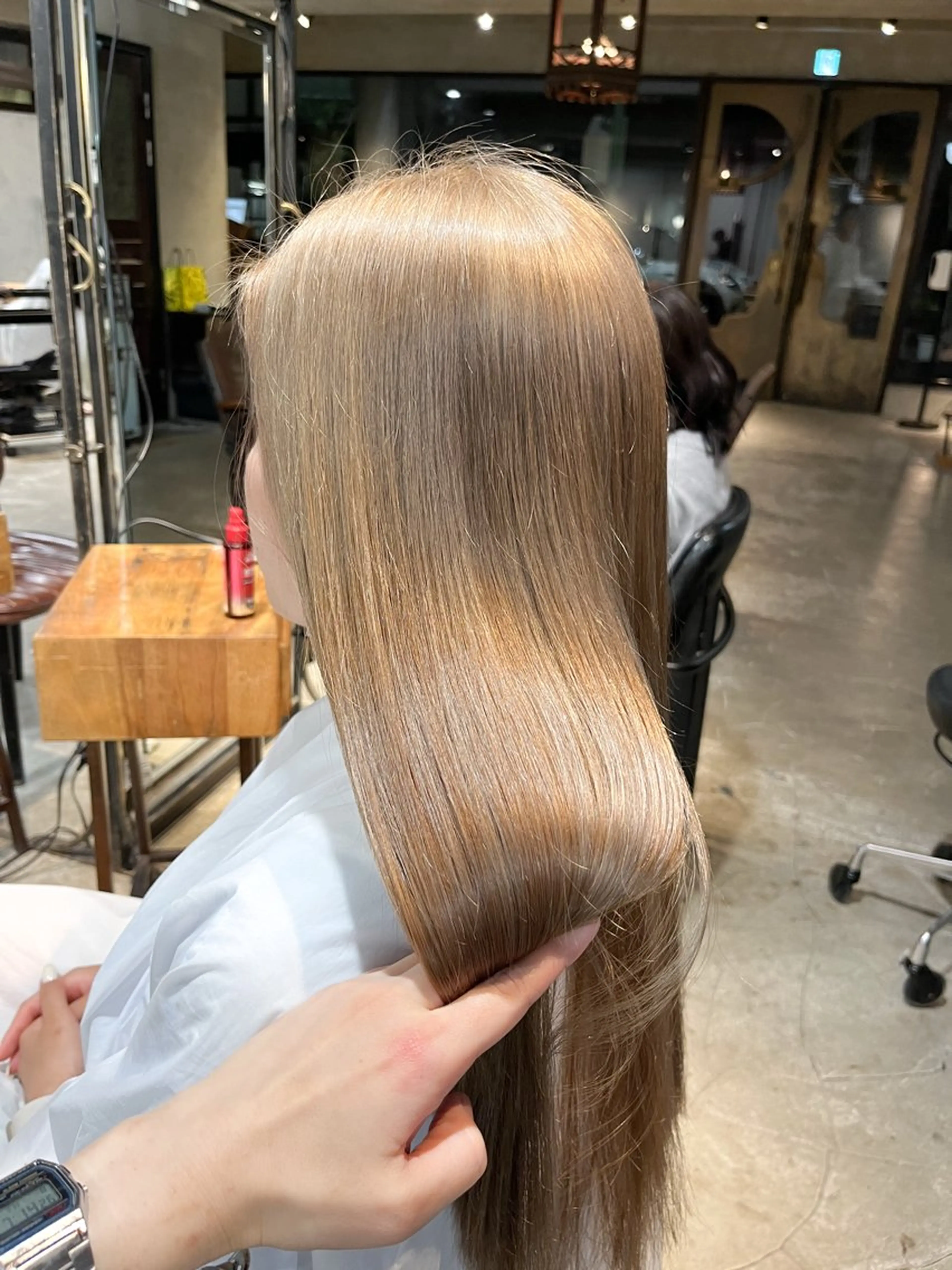 ロング カラー ベージュカラー ブリーチ ケアブリーチ 透明感カラー ダブルカラー カット ヘアカラー トリートメント ヘアセット 似合わせベージュ 🍯ayumi🍯のヘアスタイル