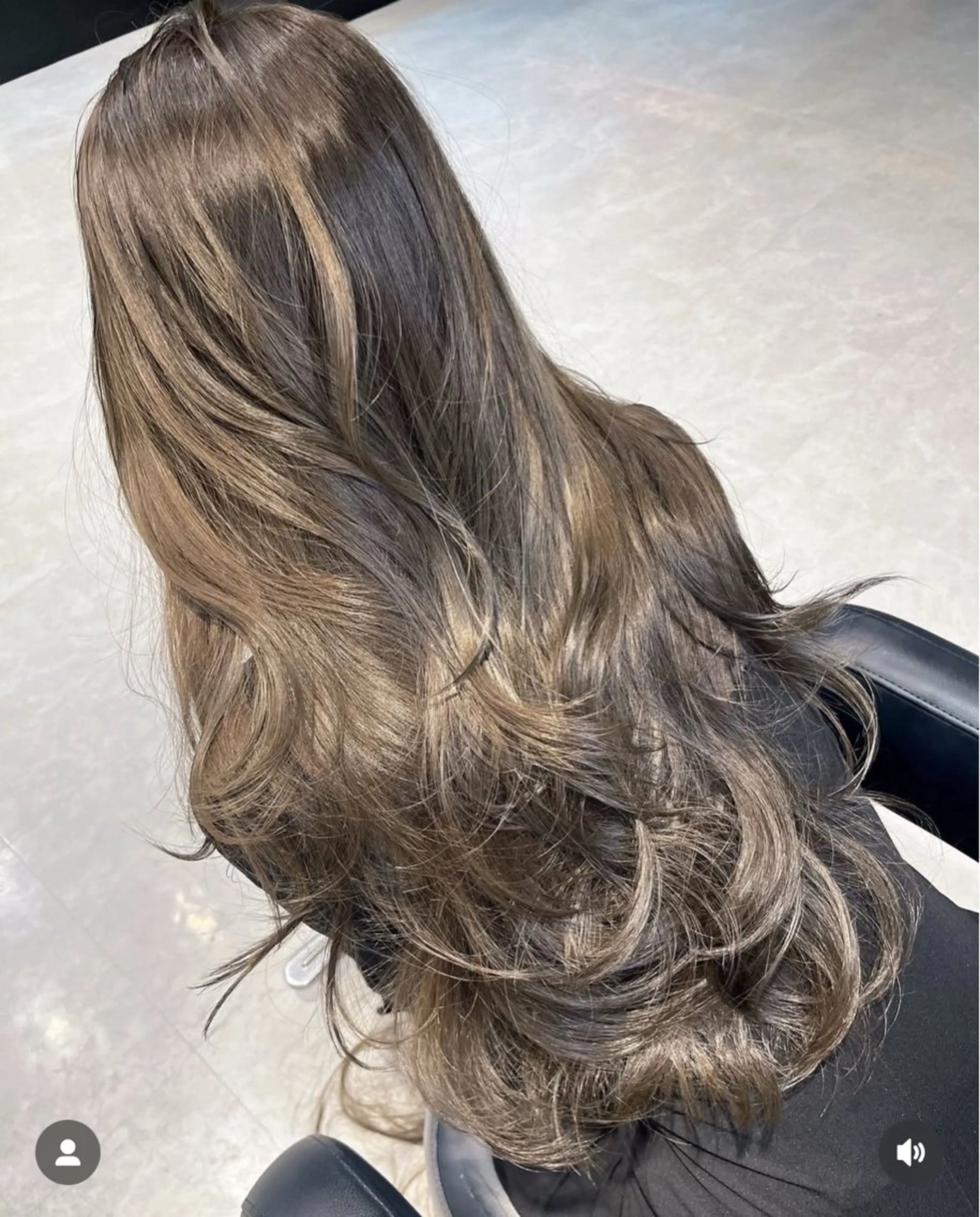 ロング カット ヘアカラー 海野翔吾🇨🇳 ワンホンレイヤーのヘアスタイル