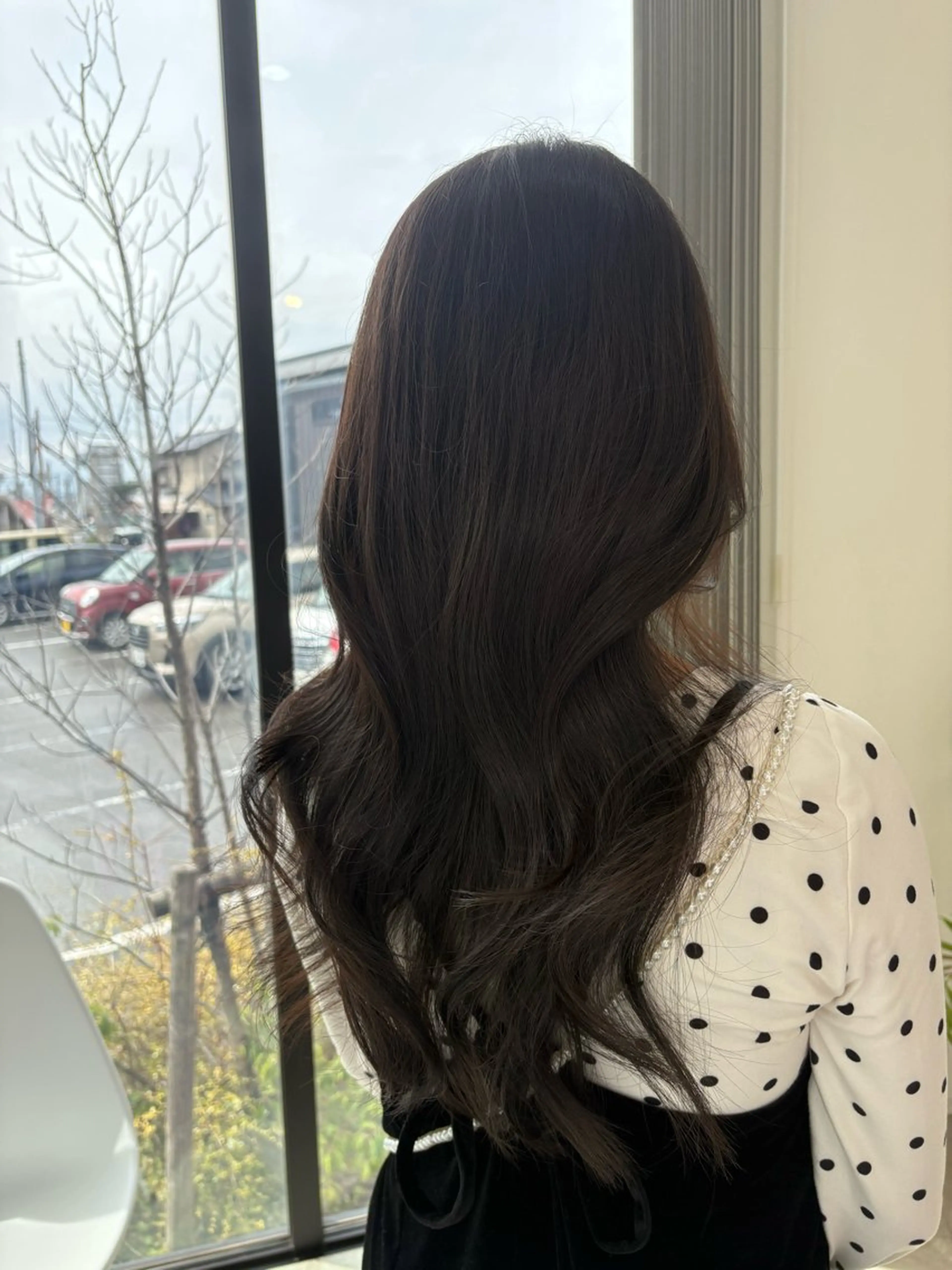 ロング レイヤーカット カット ヘアカラー HASHI AYAKAのヘアスタイル