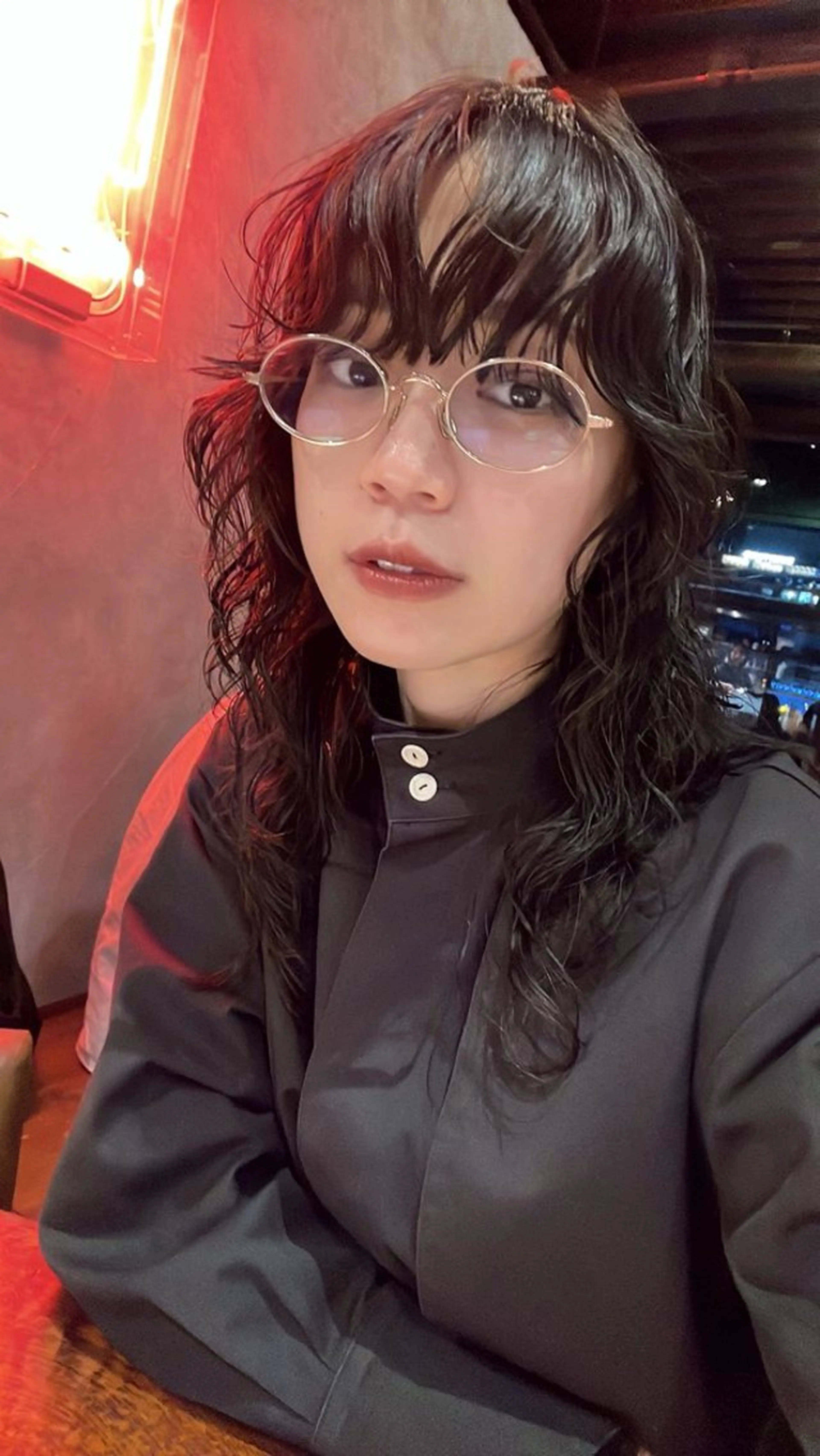 ミディアム パーマ ミディアムパーマ レイヤーカット カット パーマ トリートメント 似合わせカット レイヤー/ボブのヘアスタイル