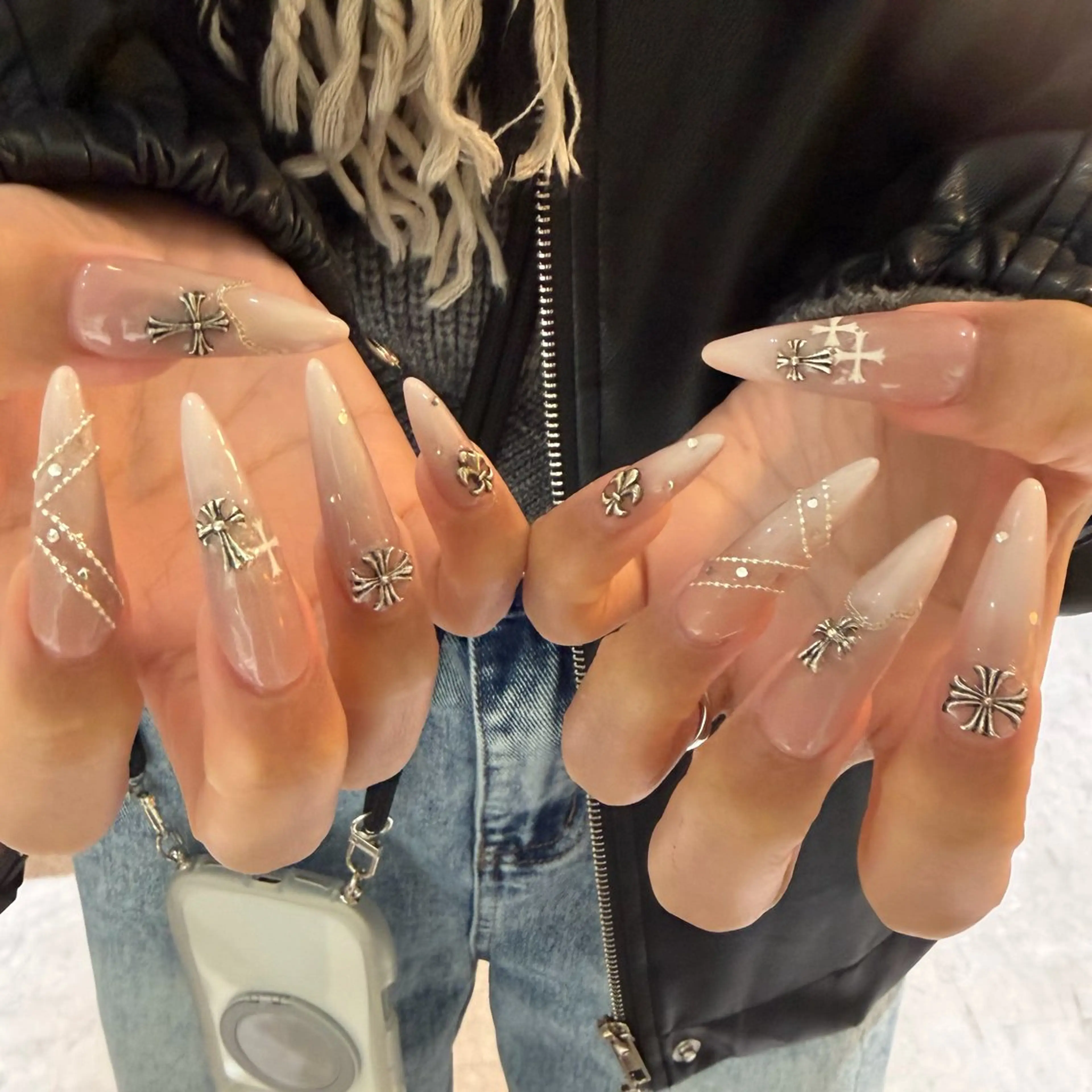 ネイル アートネイル 持ち込み スカルプネイル Nail mood デザイン持ち込みokのネイルデザイン