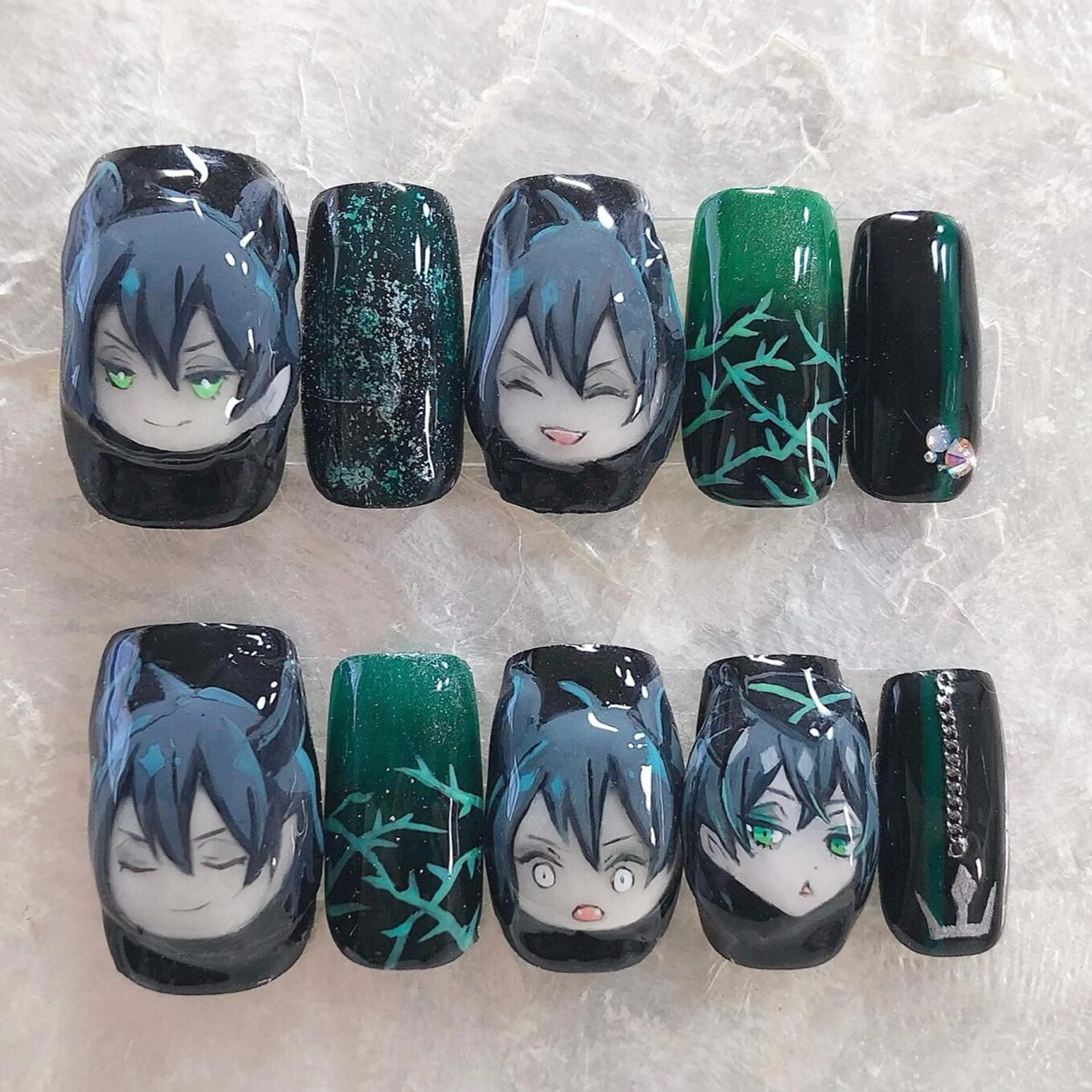 ネイル ネイルチップ 東 千夏のネイルデザイン