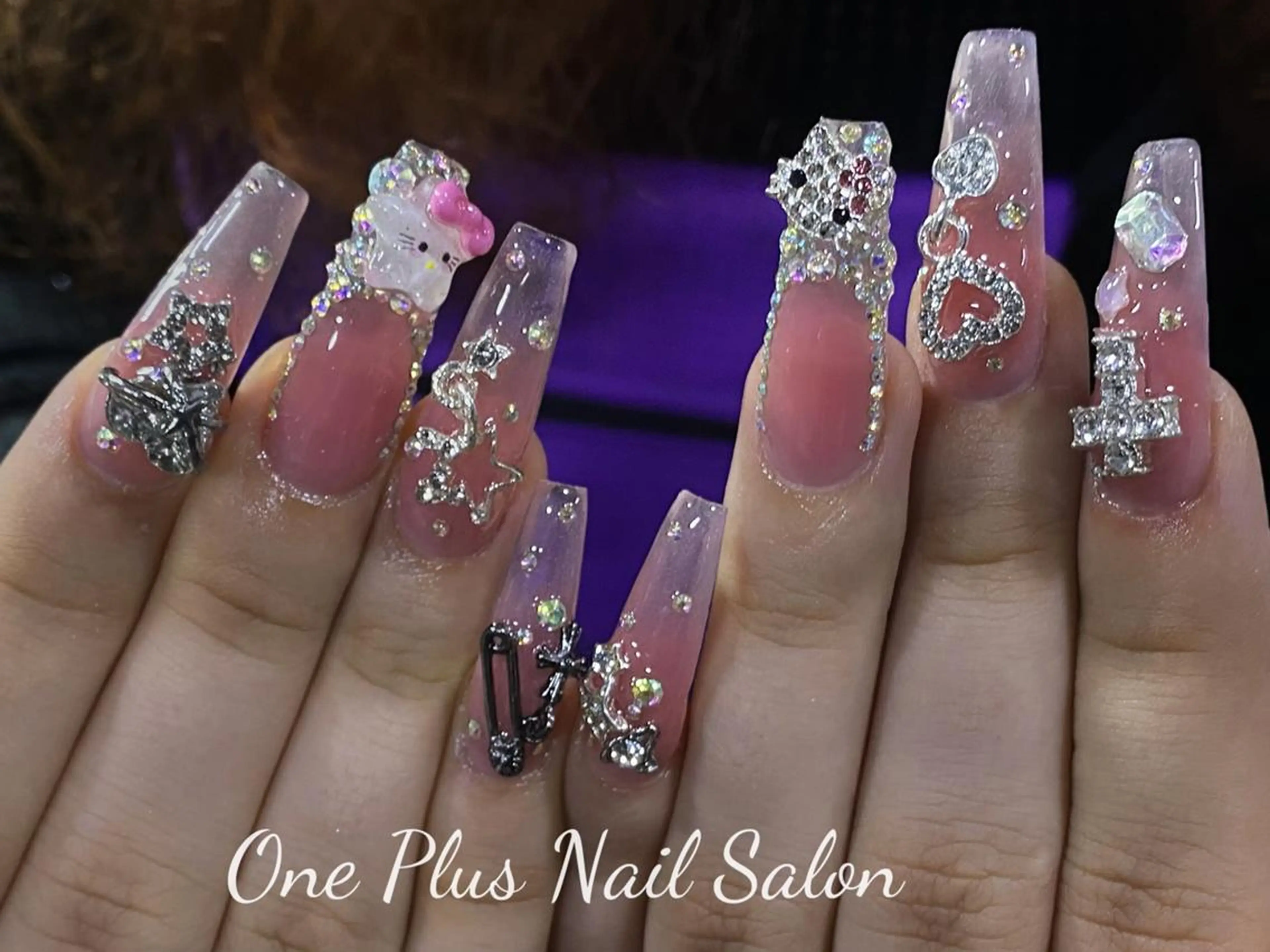 ネイル アートネイル 長さ出し ジェルネイル 持ち込み スカルプネイル One Plus Nail Salonのネイルデザイン