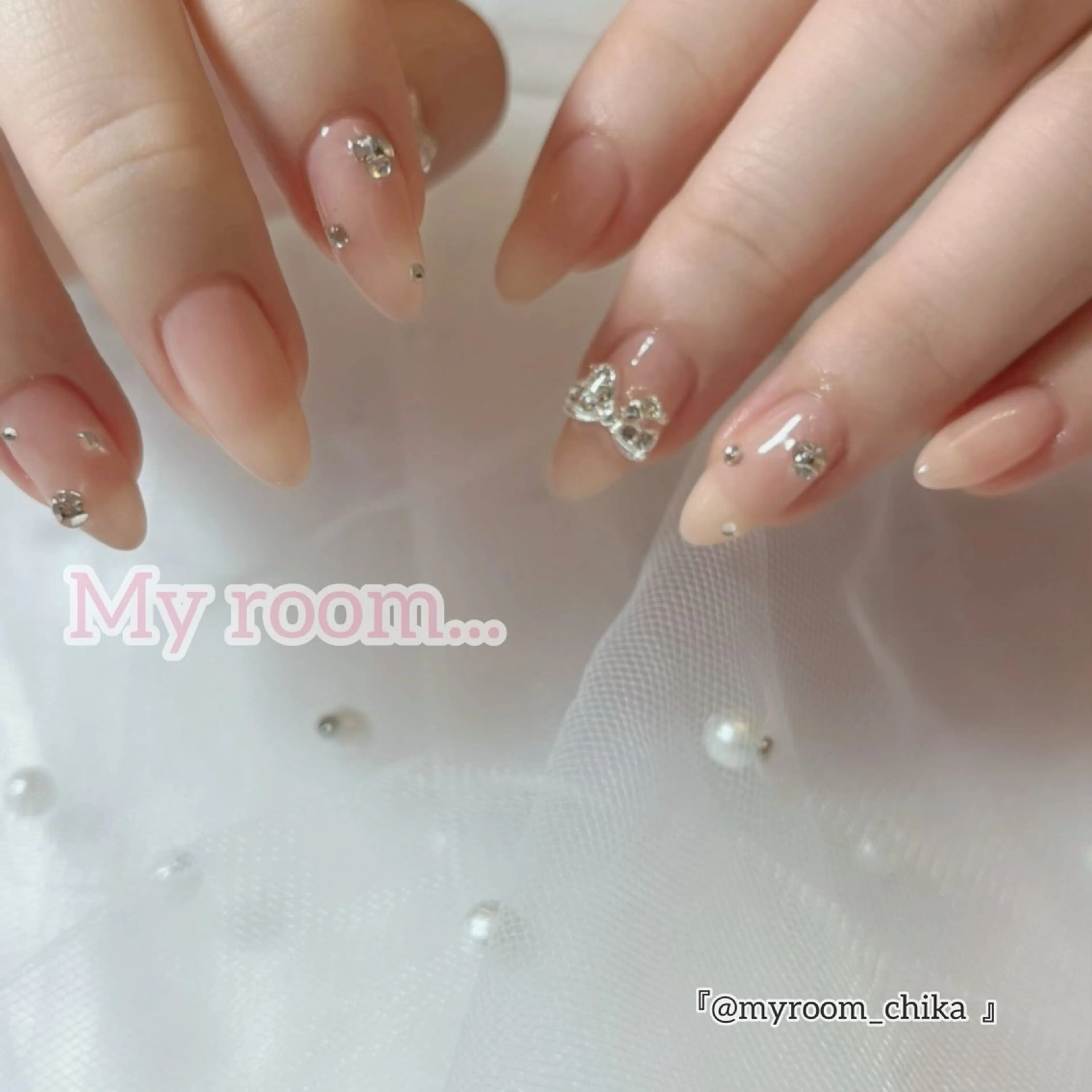 ネイル ワンカラーネイル シンプルネイル Amua.facial salon所属・ネイル・ハーブ Amua.新宿御苑のエステ・リラクイメージ