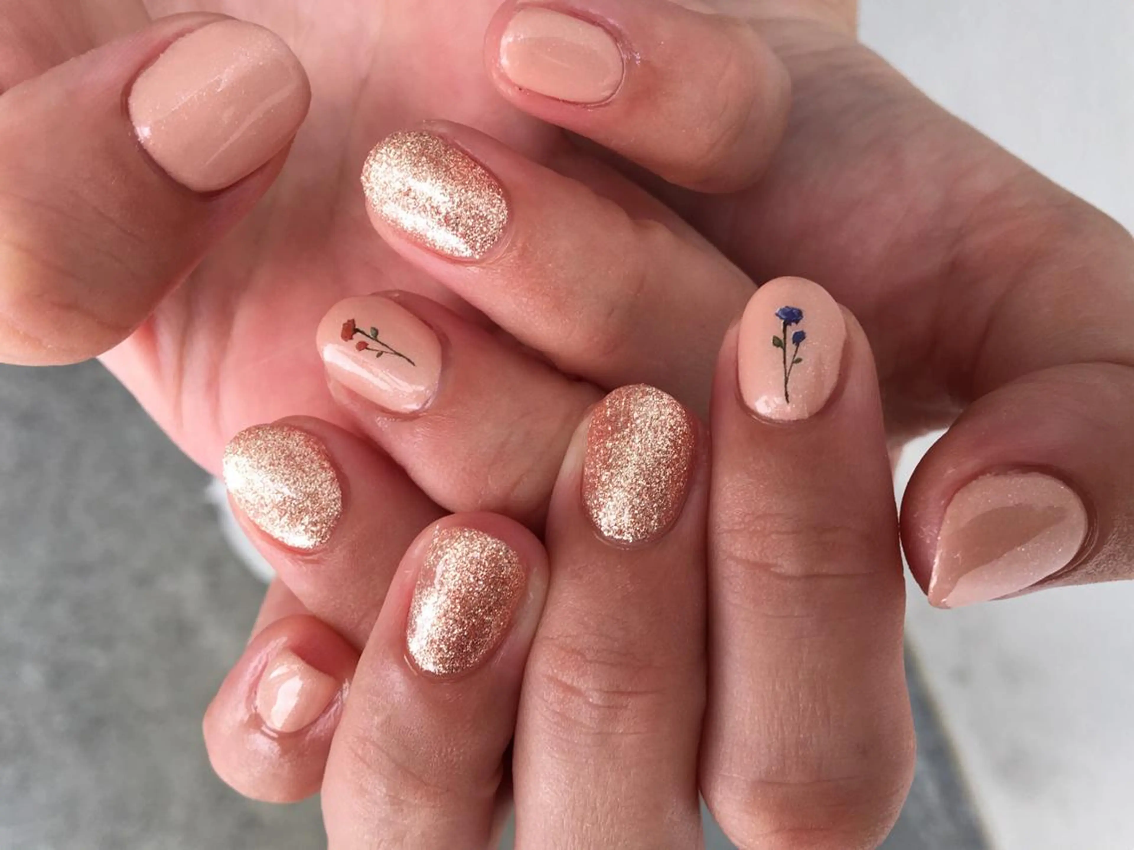 ネイル ワンカラーネイル シンプルネイル ハンドネイル nails' it...のネイルデザイン