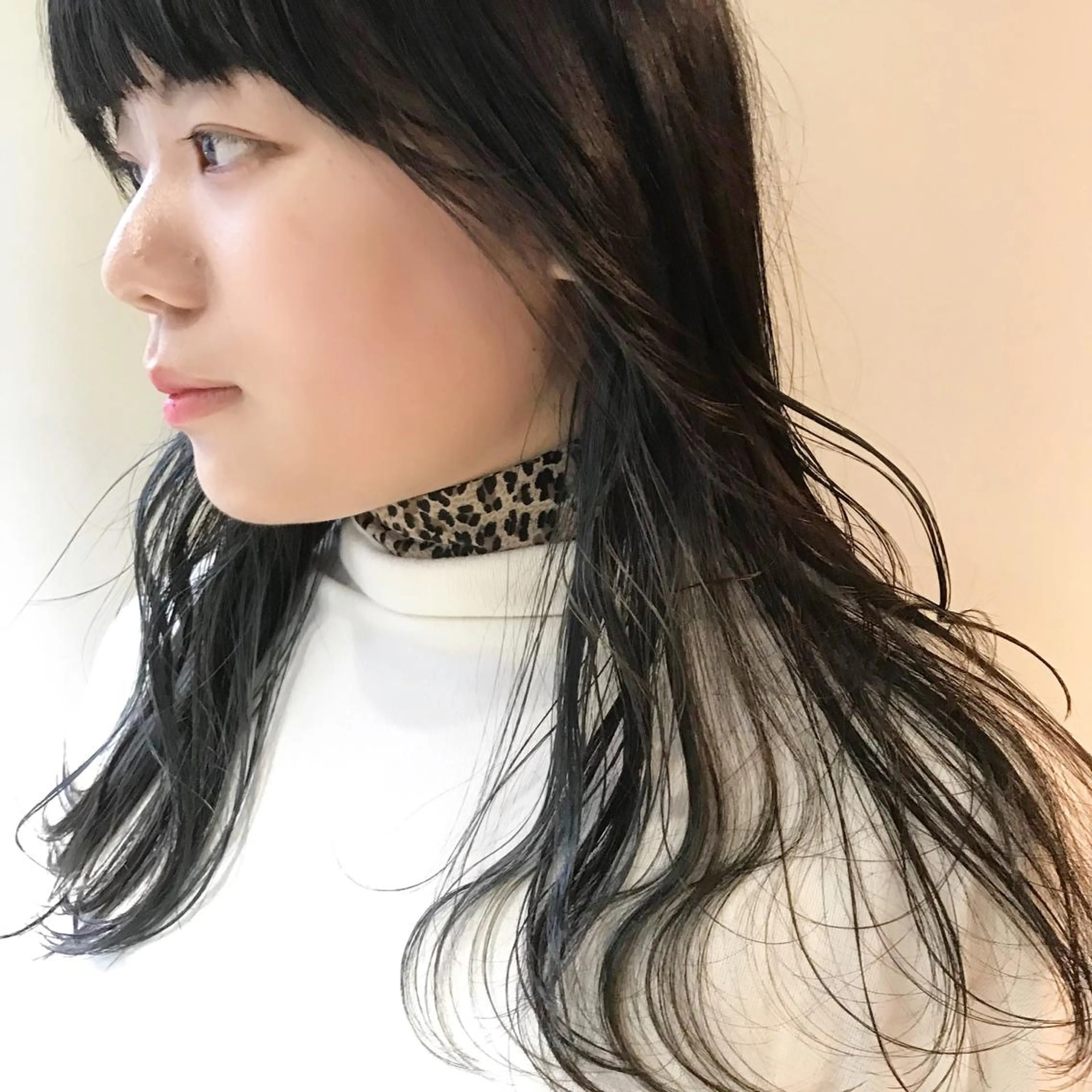 ミディアム カラー ヘアアレンジ ブルーカラー ブルーグレー インナーカラー 撮影モデル募集 🦋soemikaのヘアスタイル