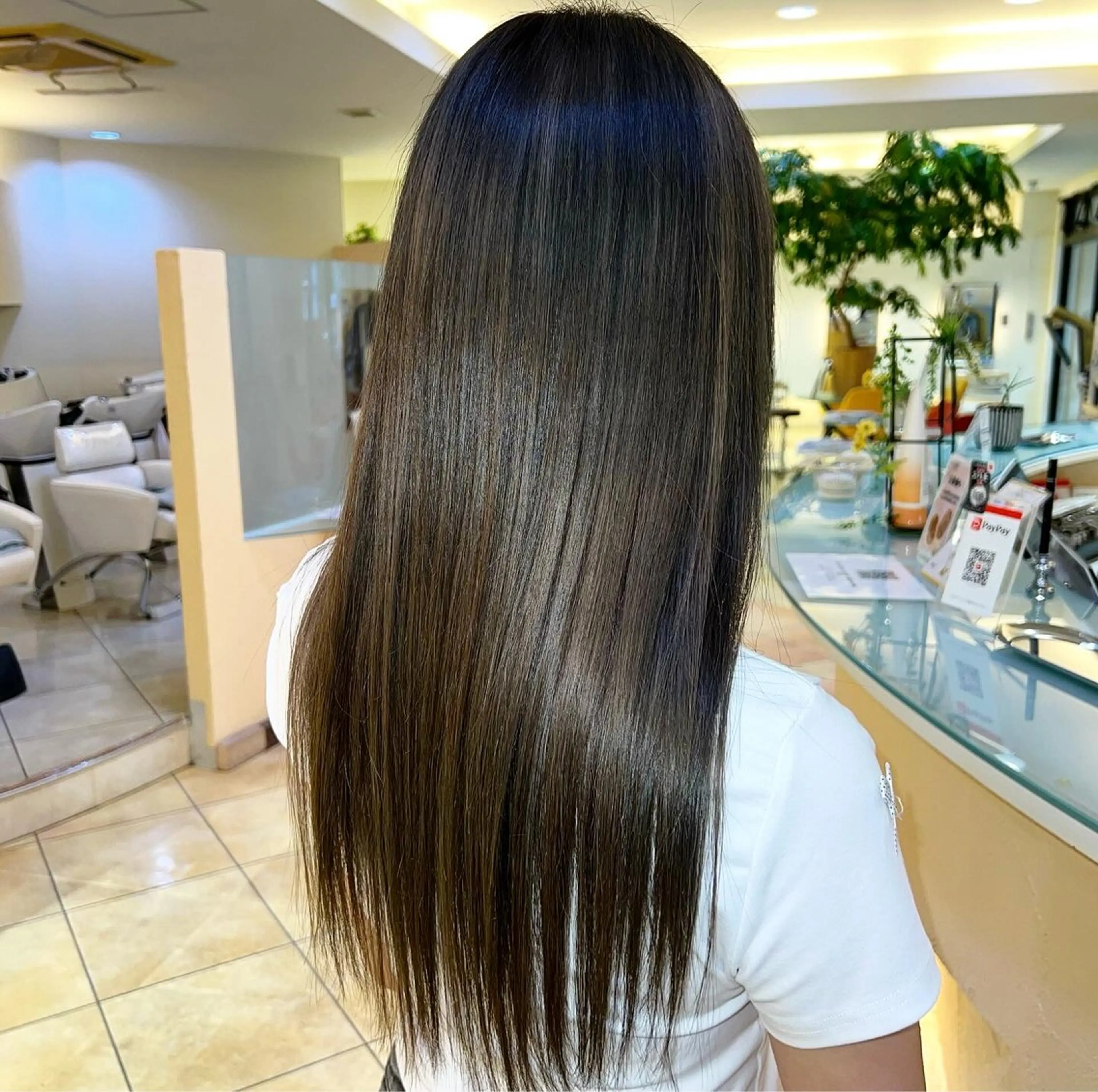 ロング カラー 髪質改善 最高の髪質改善🩵 艶カラー 惠美のヘアスタイル