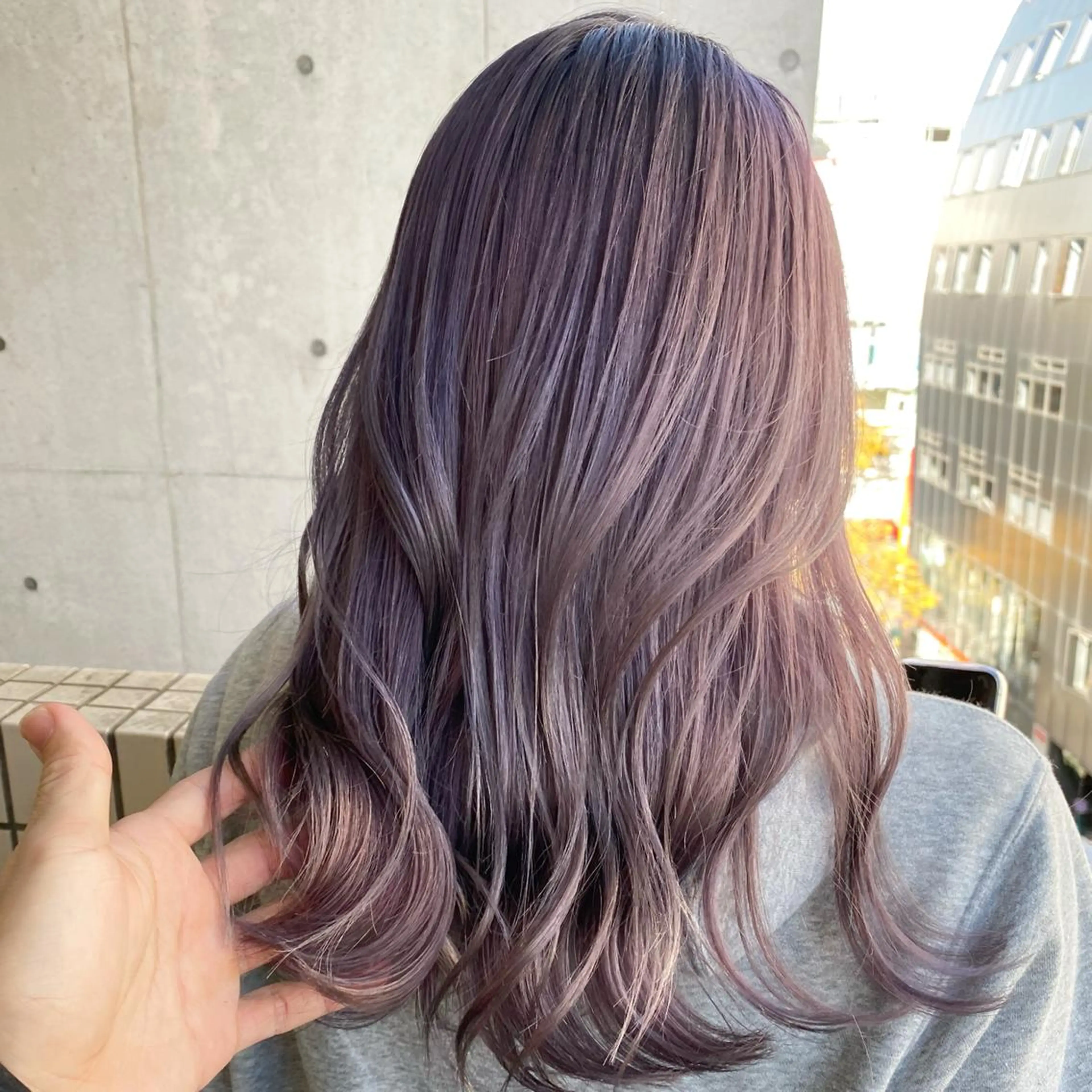 セミロング カラー バイオレットカラー ヤクシジ レンのヘアスタイル
