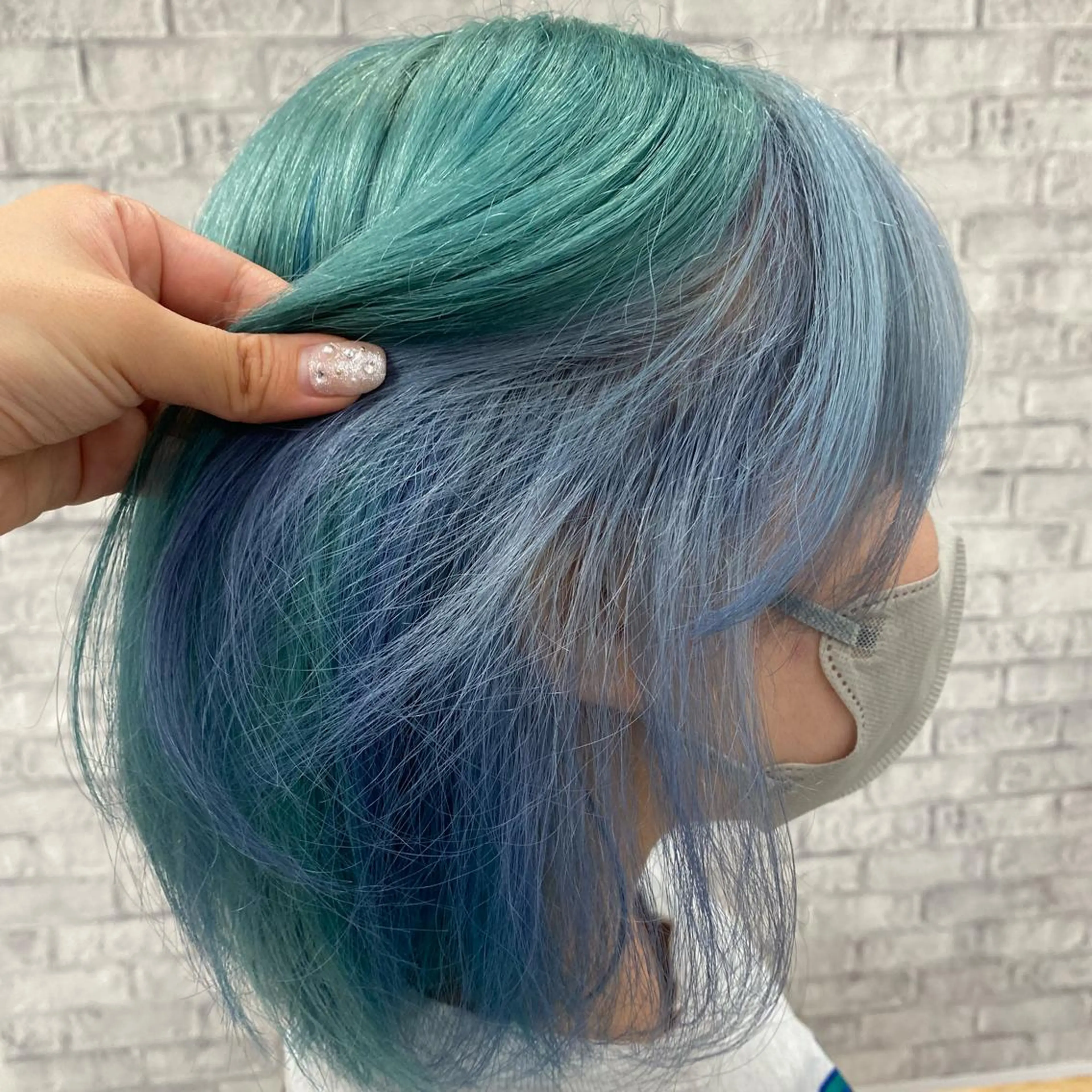 セミロング カラー パーマ ヘアアレンジ メンズ キッズ ネイル マツエク・マツパ アイブロウ メンズバレイヤージュ メンズブリーチ メンズハイライト メンズハイトーン メンズインナーカラー 似合わせカラー♡髪質 改善🎀サトカ🍒のヘアスタイル