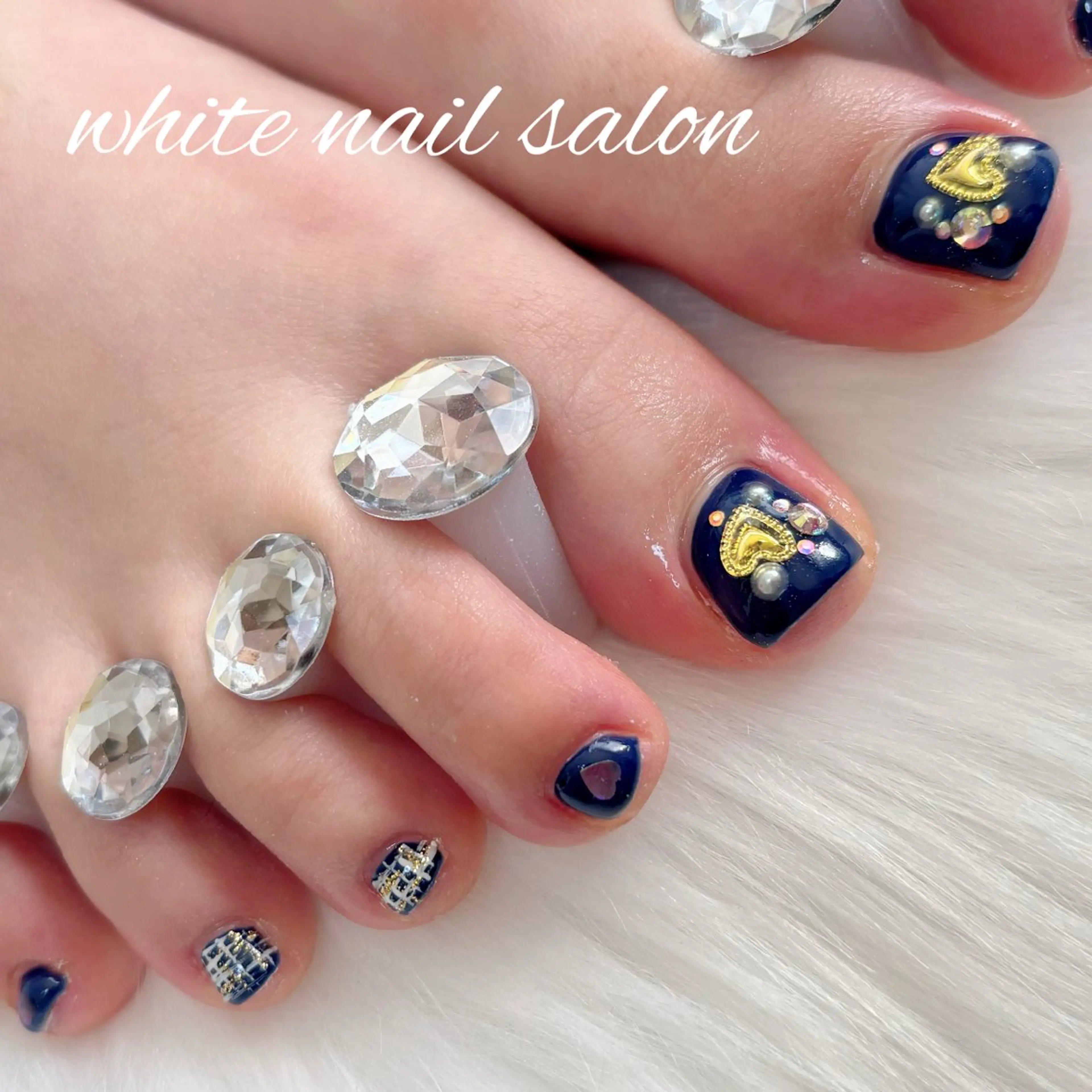 ネイル フットネイル フットネイル white nail salonのネイルデザイン