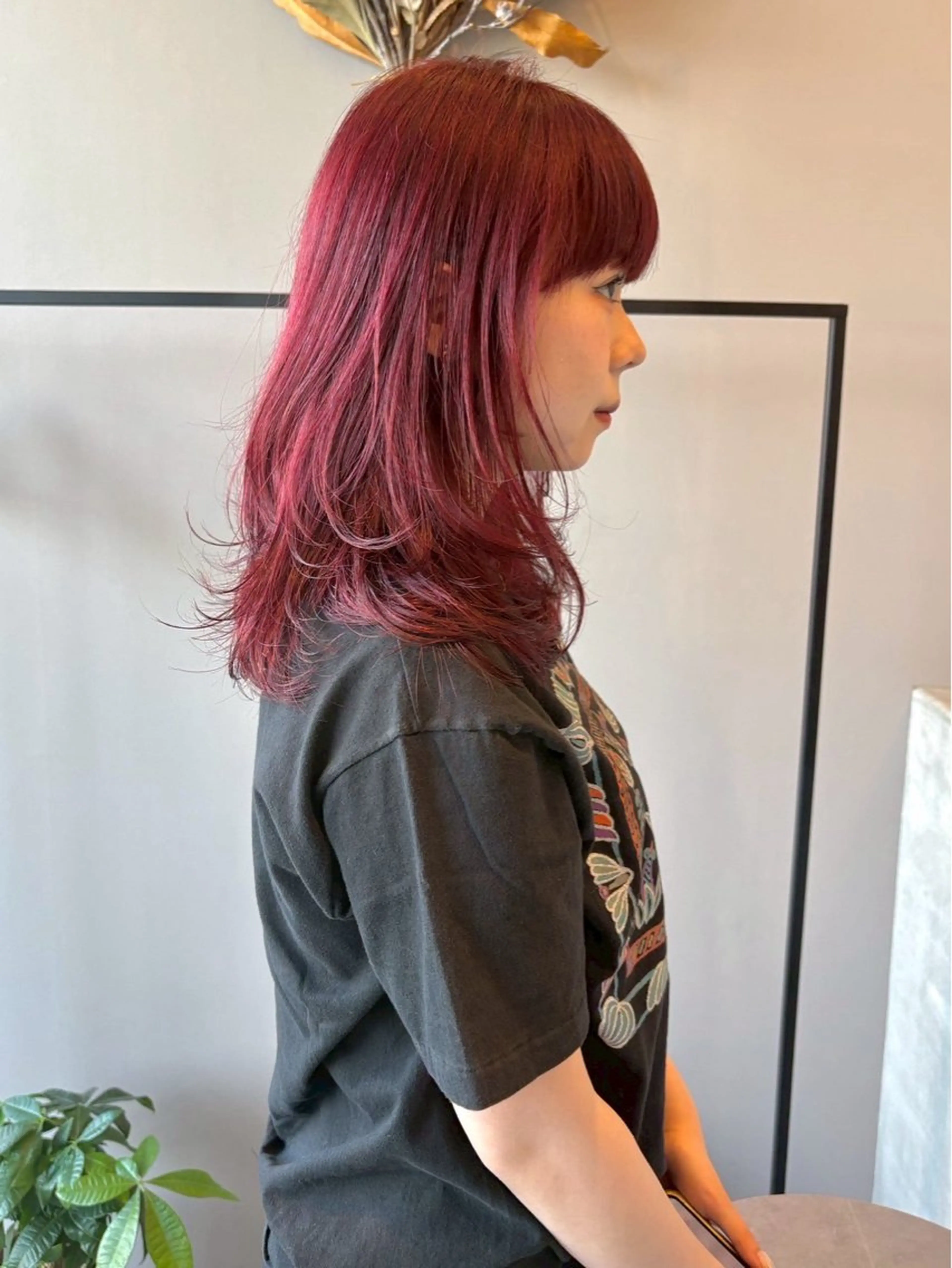 セミロング カラー レッドカラー miyu /niilのヘアスタイル