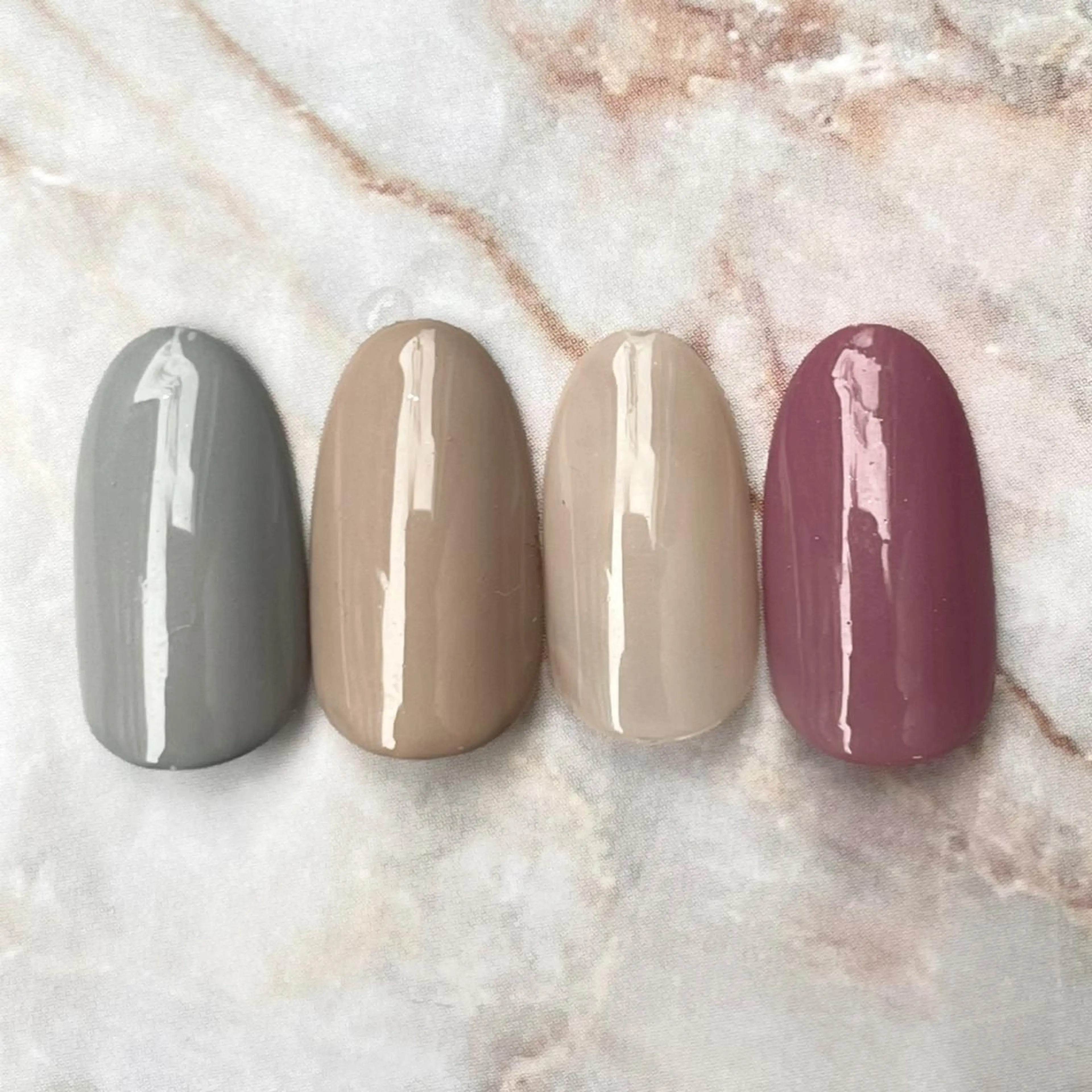 ミディアム Lety total beautyのネイルデザイン