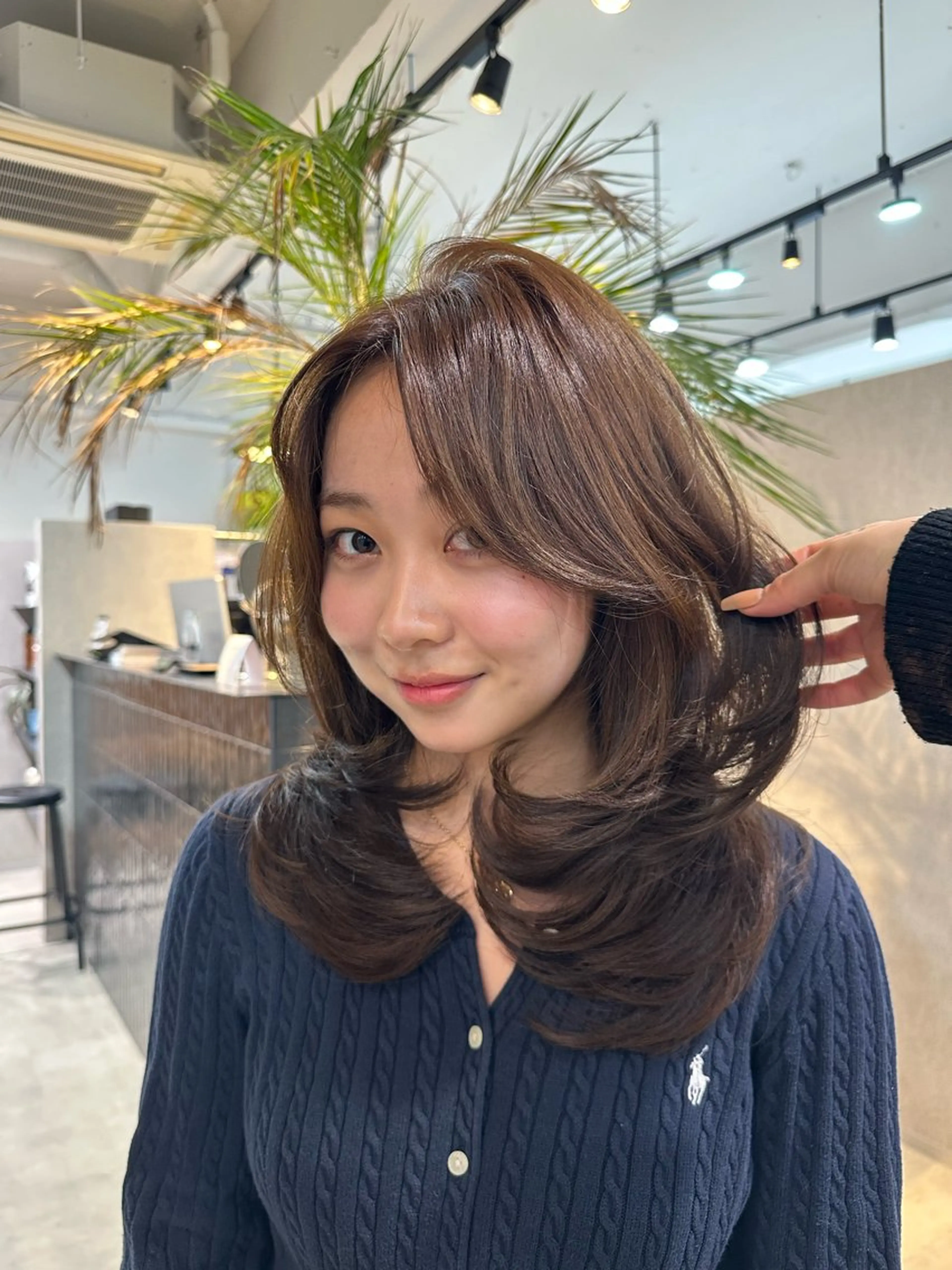 セミロング 足立 采弥のヘアスタイル