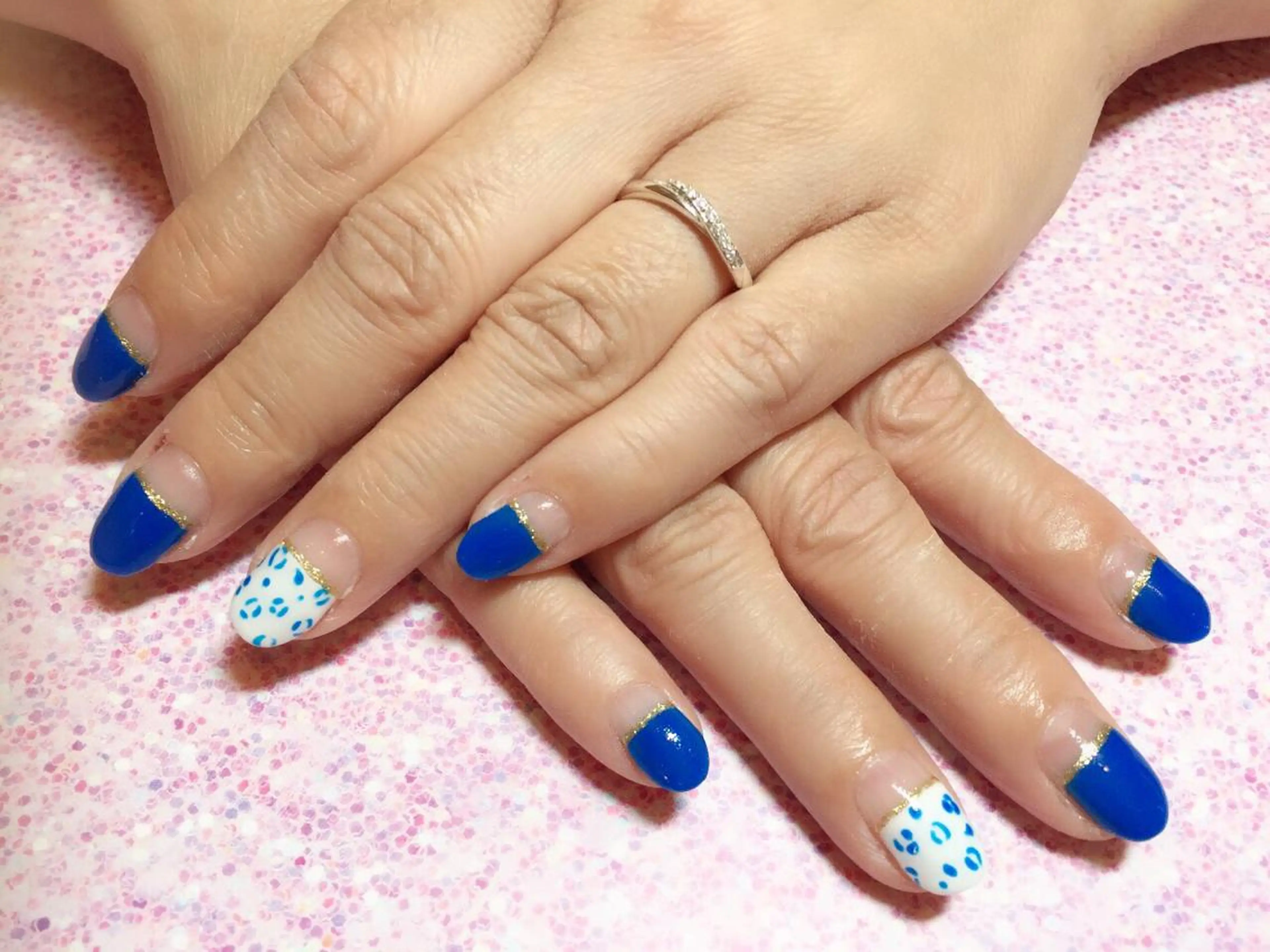 ミディアム ネイル アートネイル total beauty salon Lamie所属・Lamie 岡山店のネイルデザイン