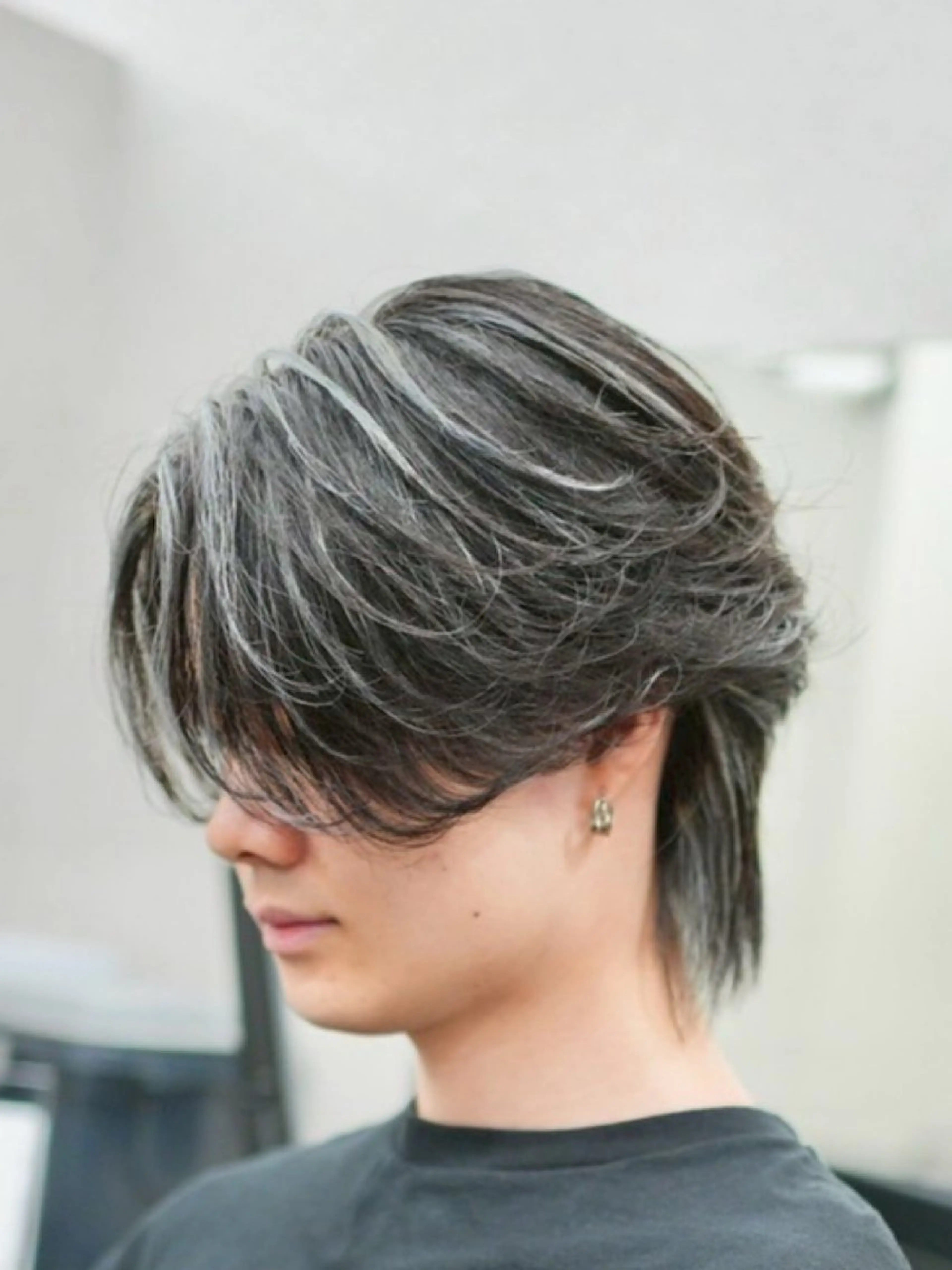 ショート パーマ メンズ フェードカット メンズハイライト メンズメッシュ メンズパーマ スペインカール SLASHメンズ専門 山口孔聖のヘアスタイル