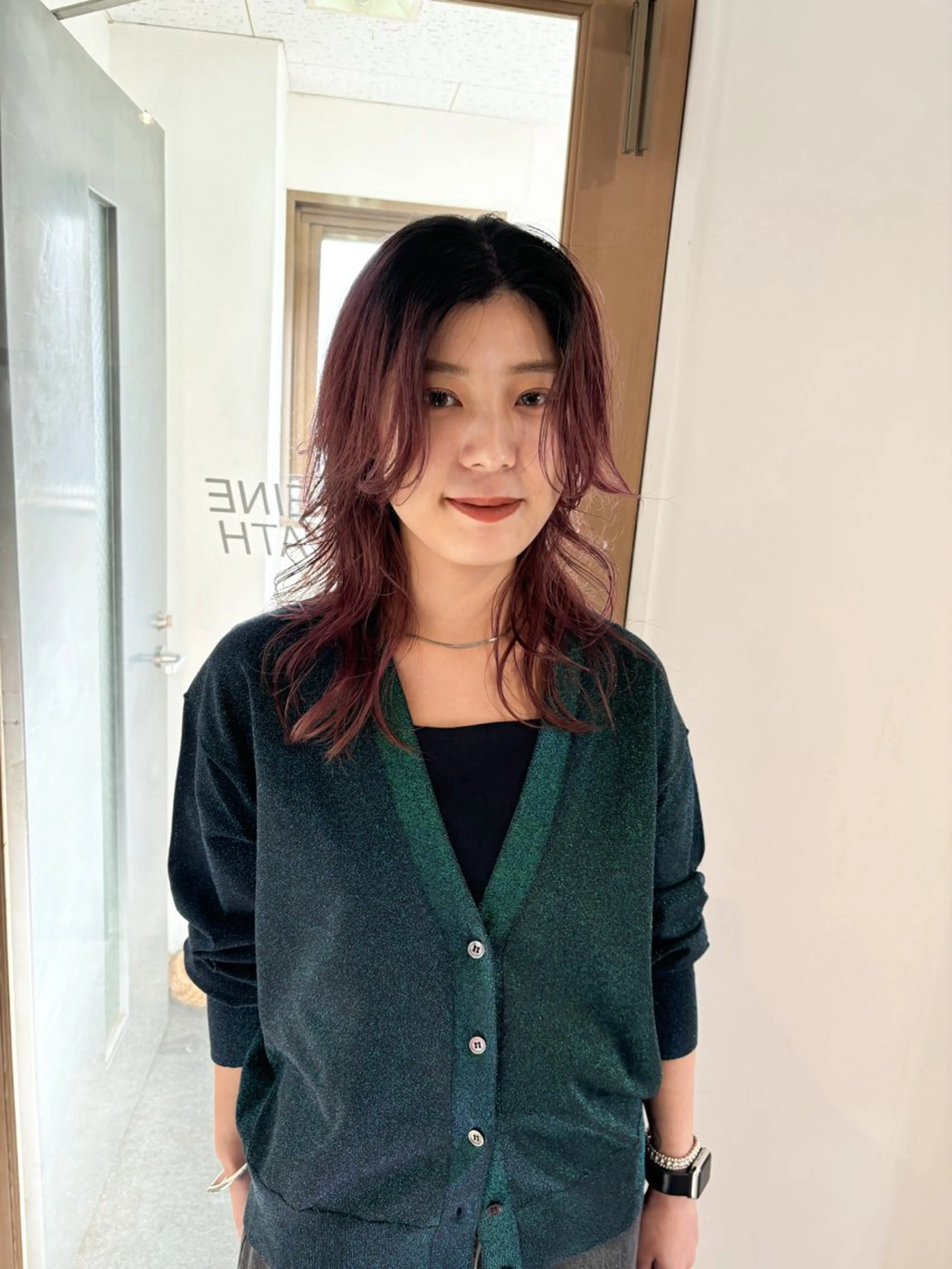 セミロング カラー ピンクカラー レイヤーカット カット ヘアカラー Takuma Suzuki中目黒のヘアスタイル