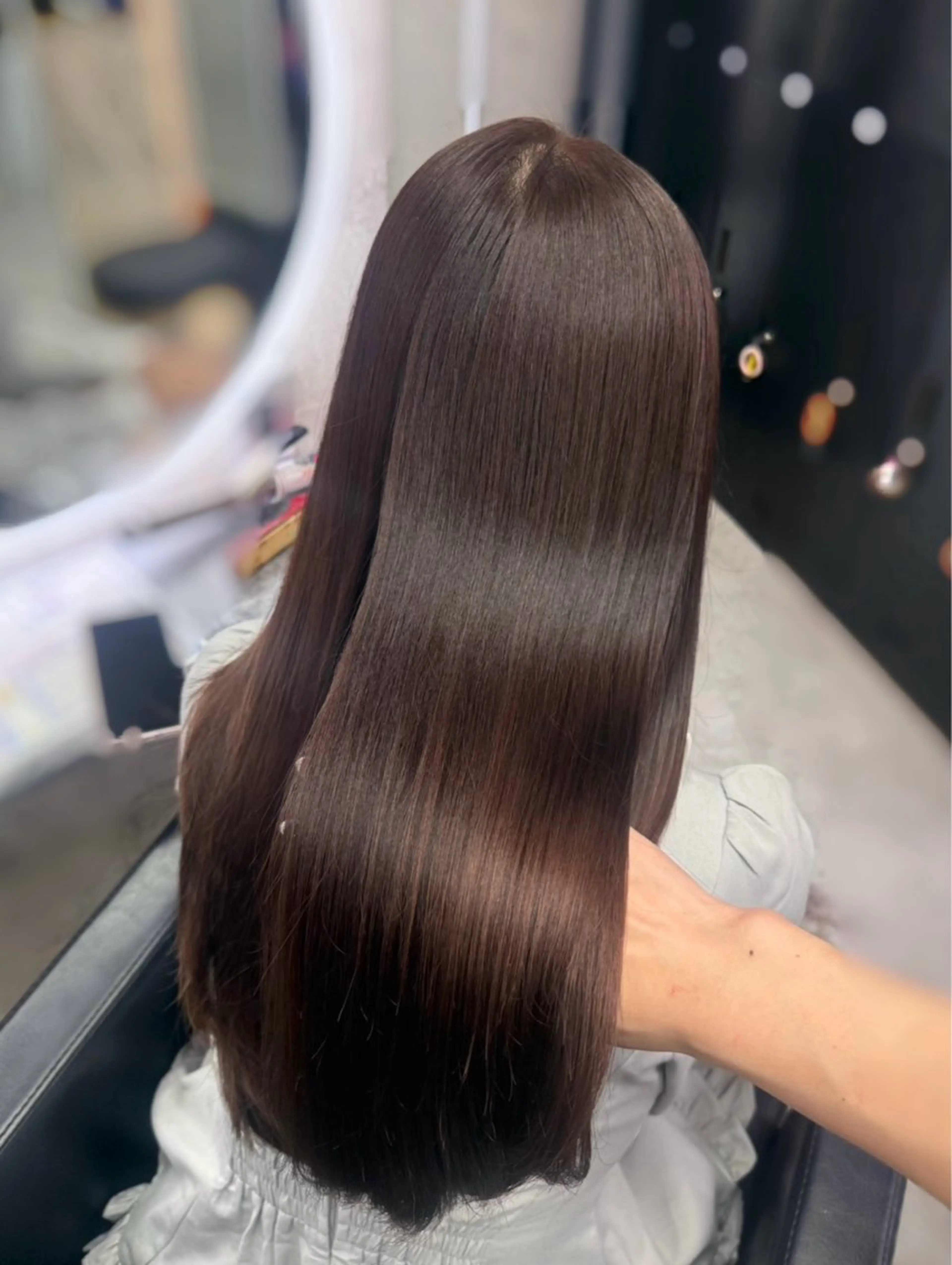 ロング カラー ヘアアレンジ ブリーチ ブラウンカラー 透明感カラー ダブルカラー ブリーチなしカラー カット ヘアカラー トリートメント なな 顔周りカット/ 透明感カラーのヘアスタイル