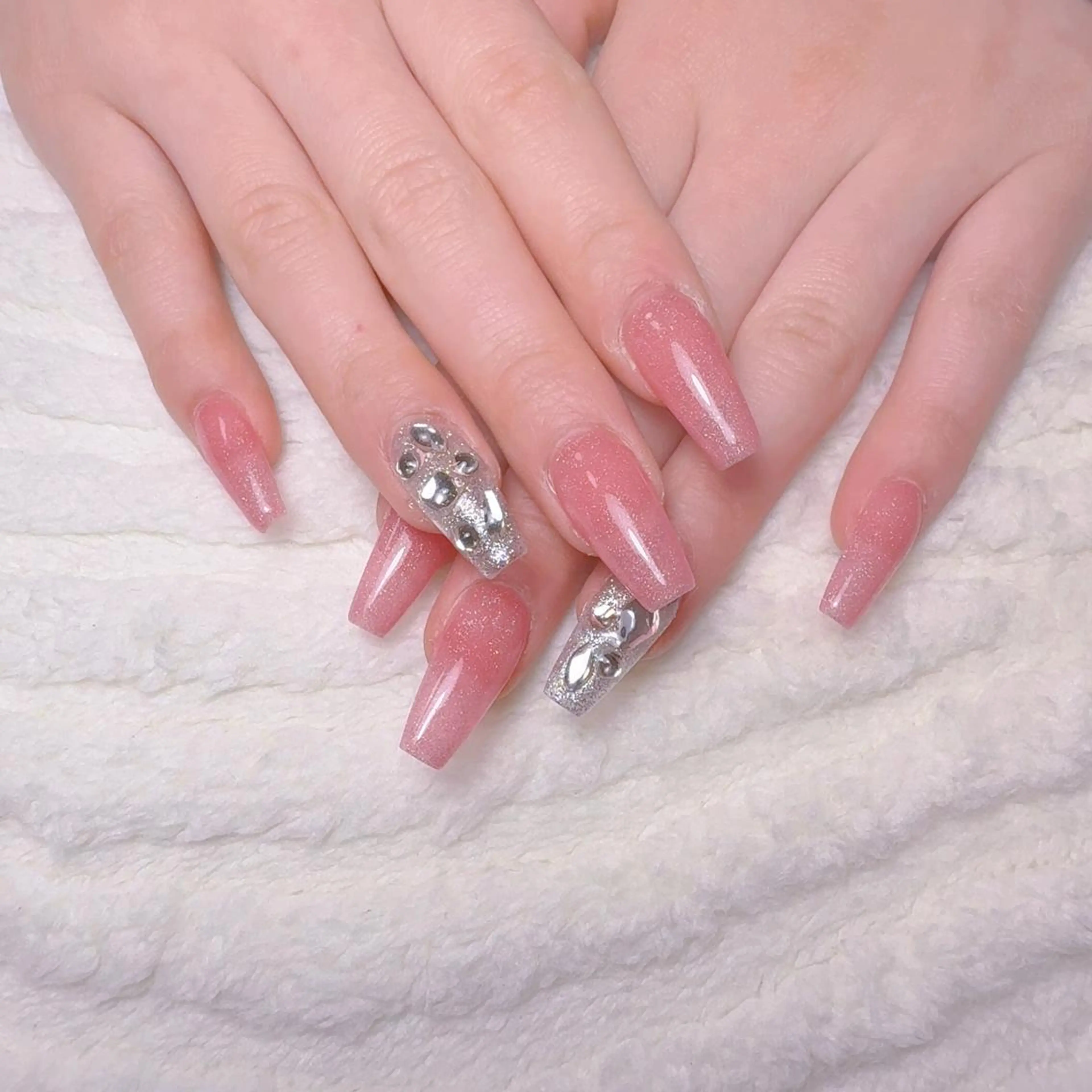 ネイル 成人式 韓国ネイル オフィスネイル ハンドネイル ハンドケア For U nail スカルプ専門店のネイルデザイン