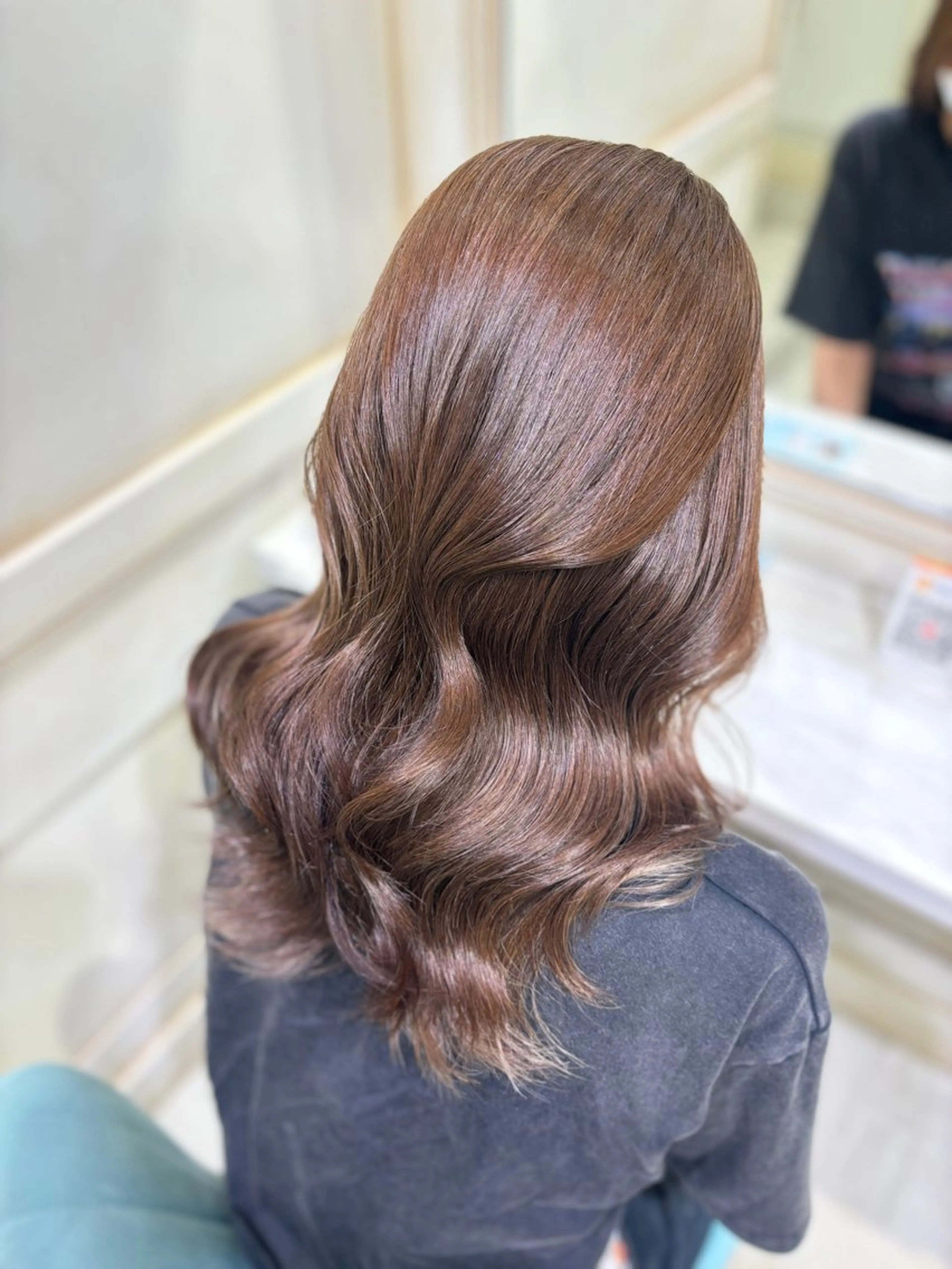 セミロング カラー ヘアカラー トリートメント 🦋ブリーチ/カラー 専門AYA💖のヘアスタイル