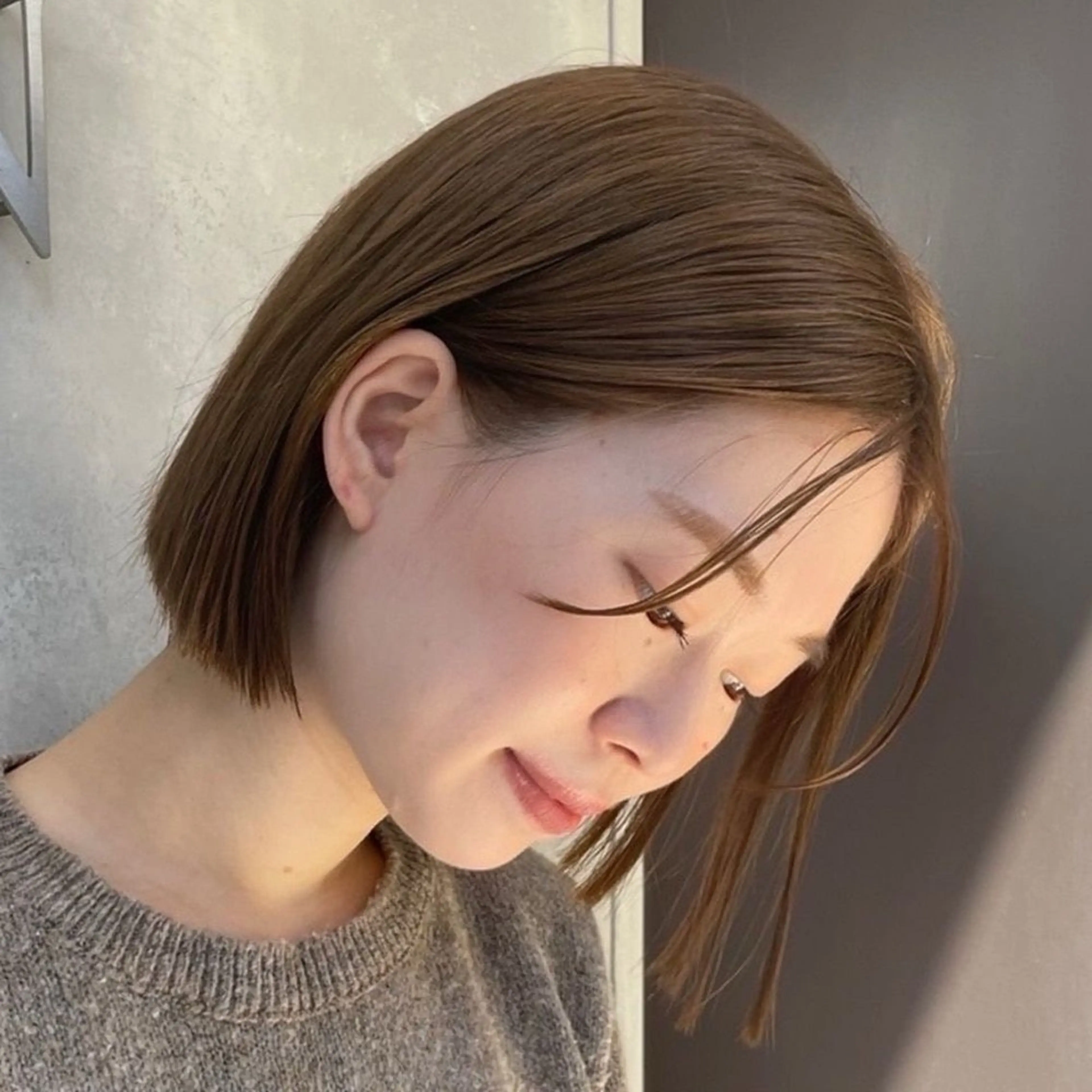 ショート 学生 韓国風ヘア おくれ毛 小顔カット 早藤 芙麗有のヘアスタイル