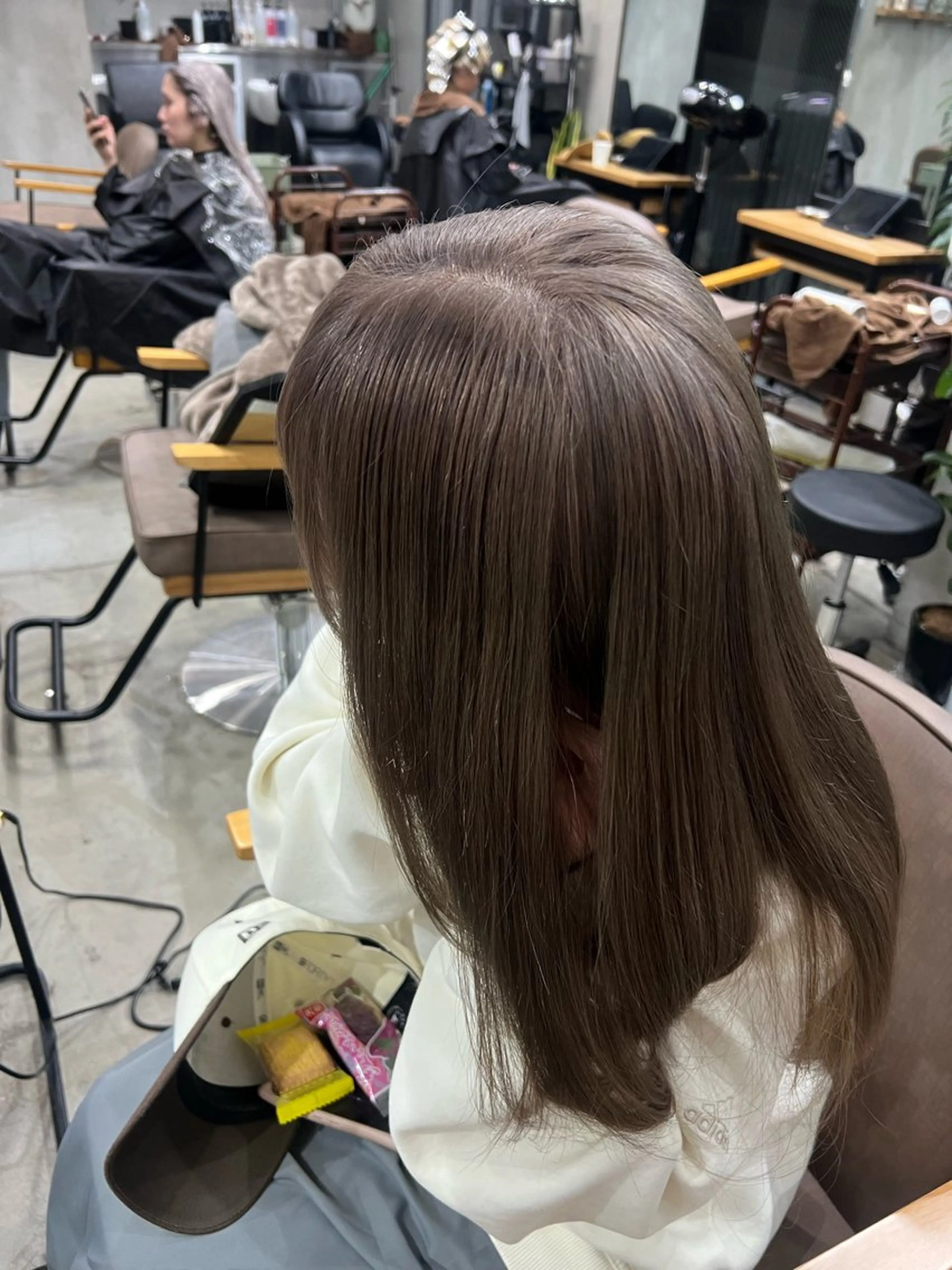 ロング maya レイヤーカットのヘアスタイル