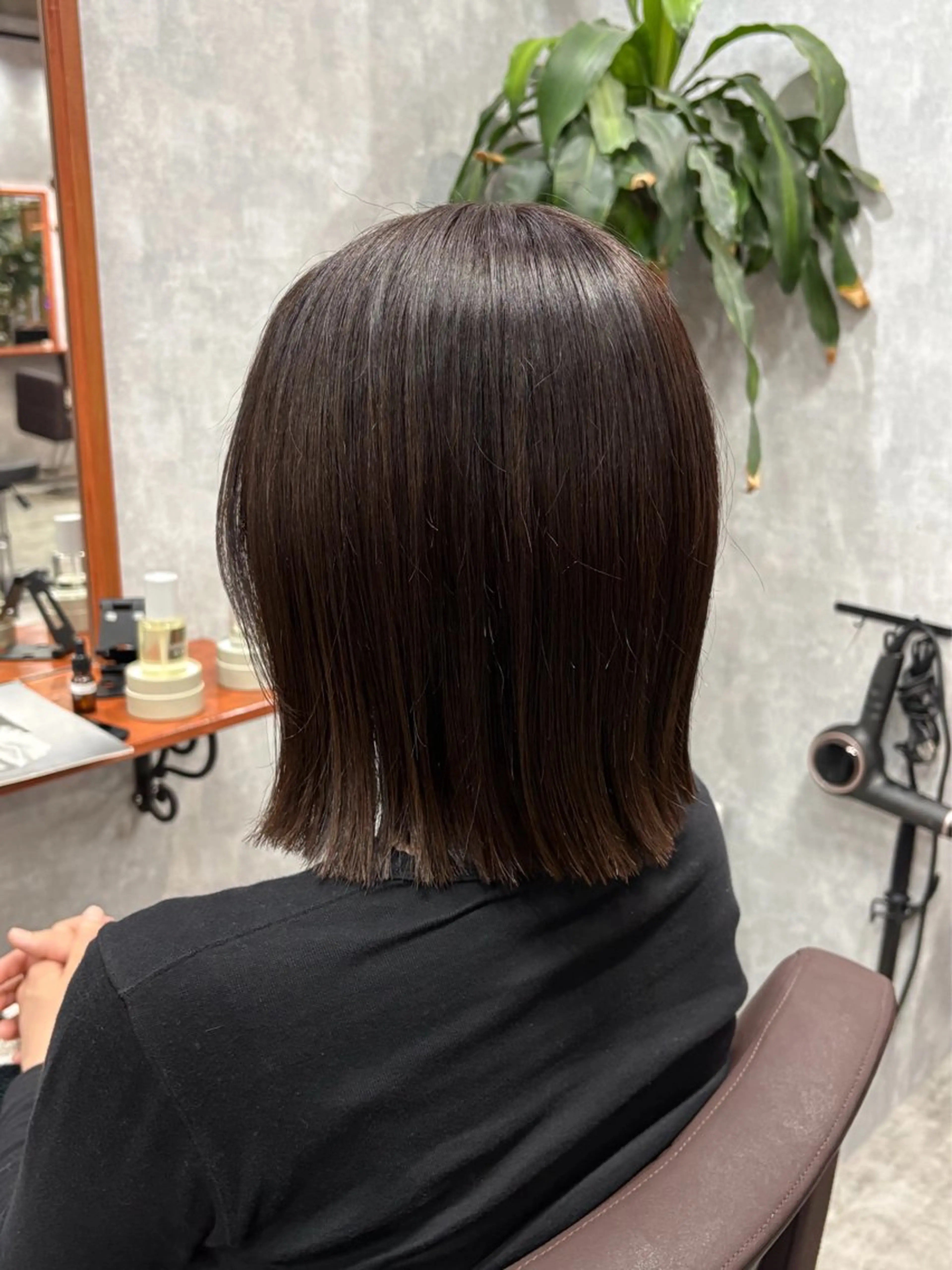ミディアム 切りっぱなしボブ ボブ カット C'LD Hair Produce 沖縄/新都心/髪質改善/ブリーチ/ショート【シールドヘアー】所属・松田 頼人のヘアスタイル