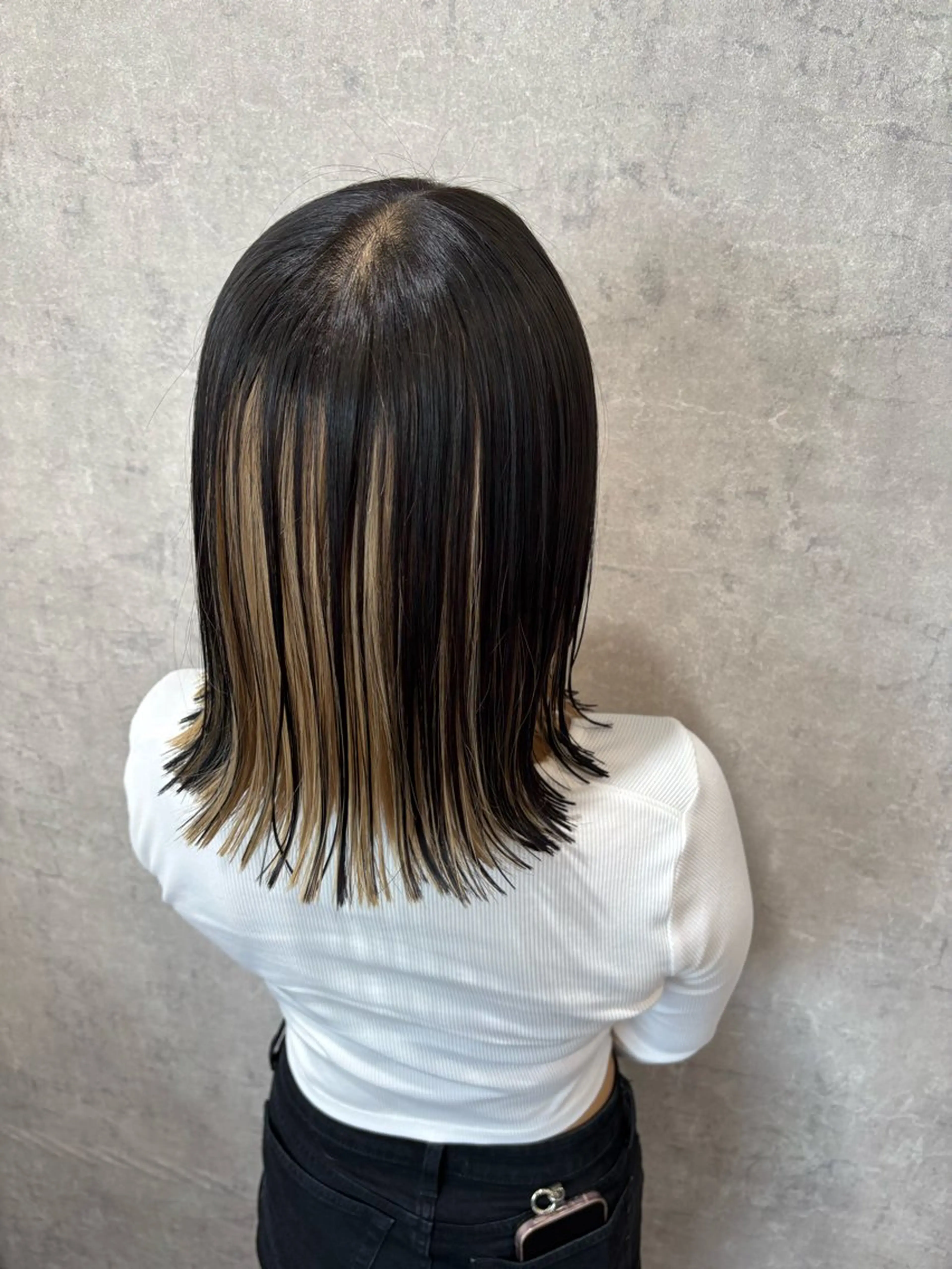 ミディアム カラー 下山 萌華のヘアスタイル