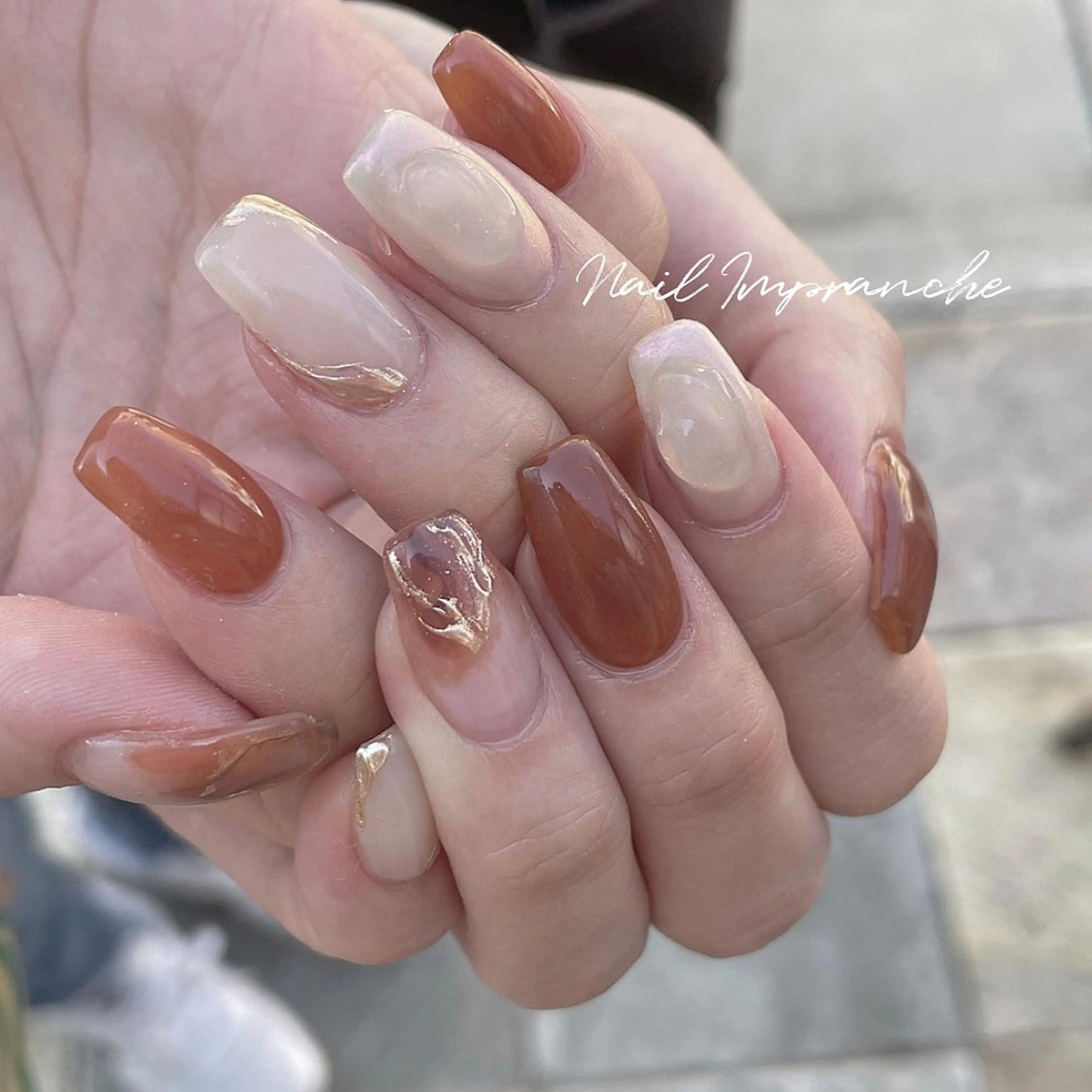 カラー ヘアアレンジ ネイル マツエク・マツパ テラコッタ ハンドネイル 松井 亜由美のネイルデザイン