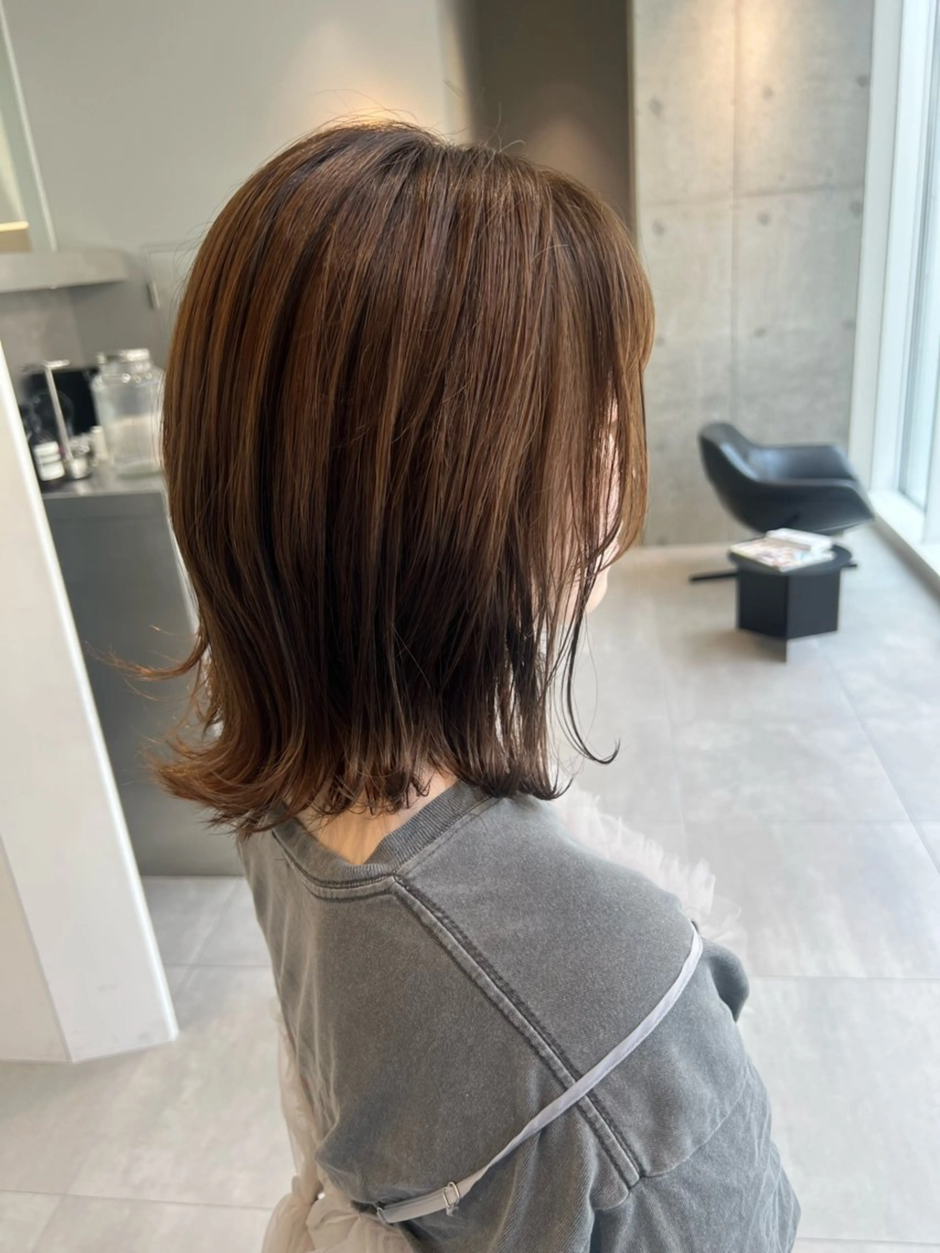 ミディアム カラー ベージュカラー ブリーチ ブラウンカラー ブリーチなしカラー カット ヘアカラー トリートメント 吉沢遣人/レイヤー 艶カラー/抜け感のヘアスタイル
