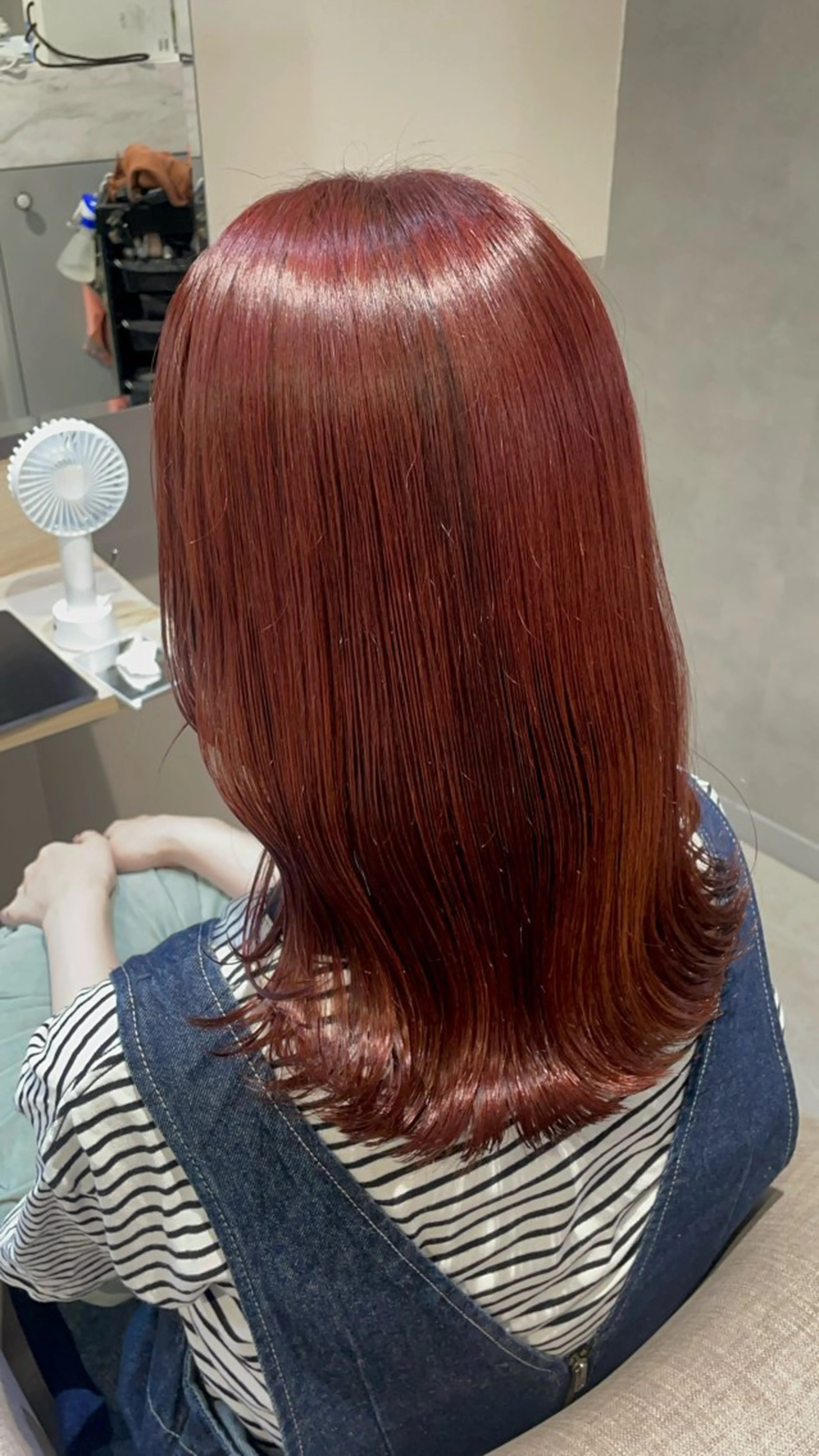 セミロング カラー カット ヘアカラー トリートメント ayano / 透明感・くすみカラーのヘアスタイル