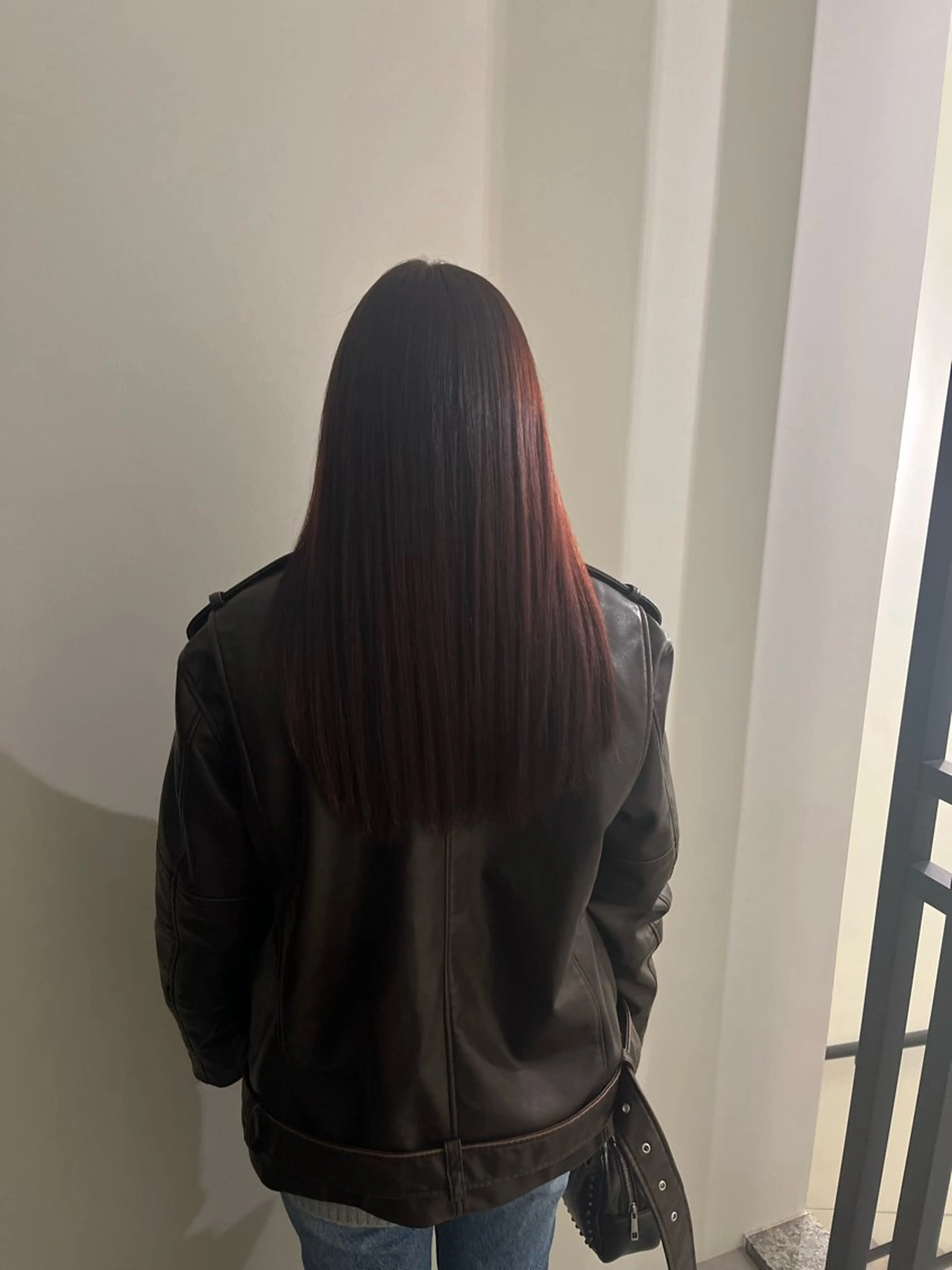 ロング カラー レッドカラー ヘアカラー トリートメント 山本 彩香のヘアスタイル