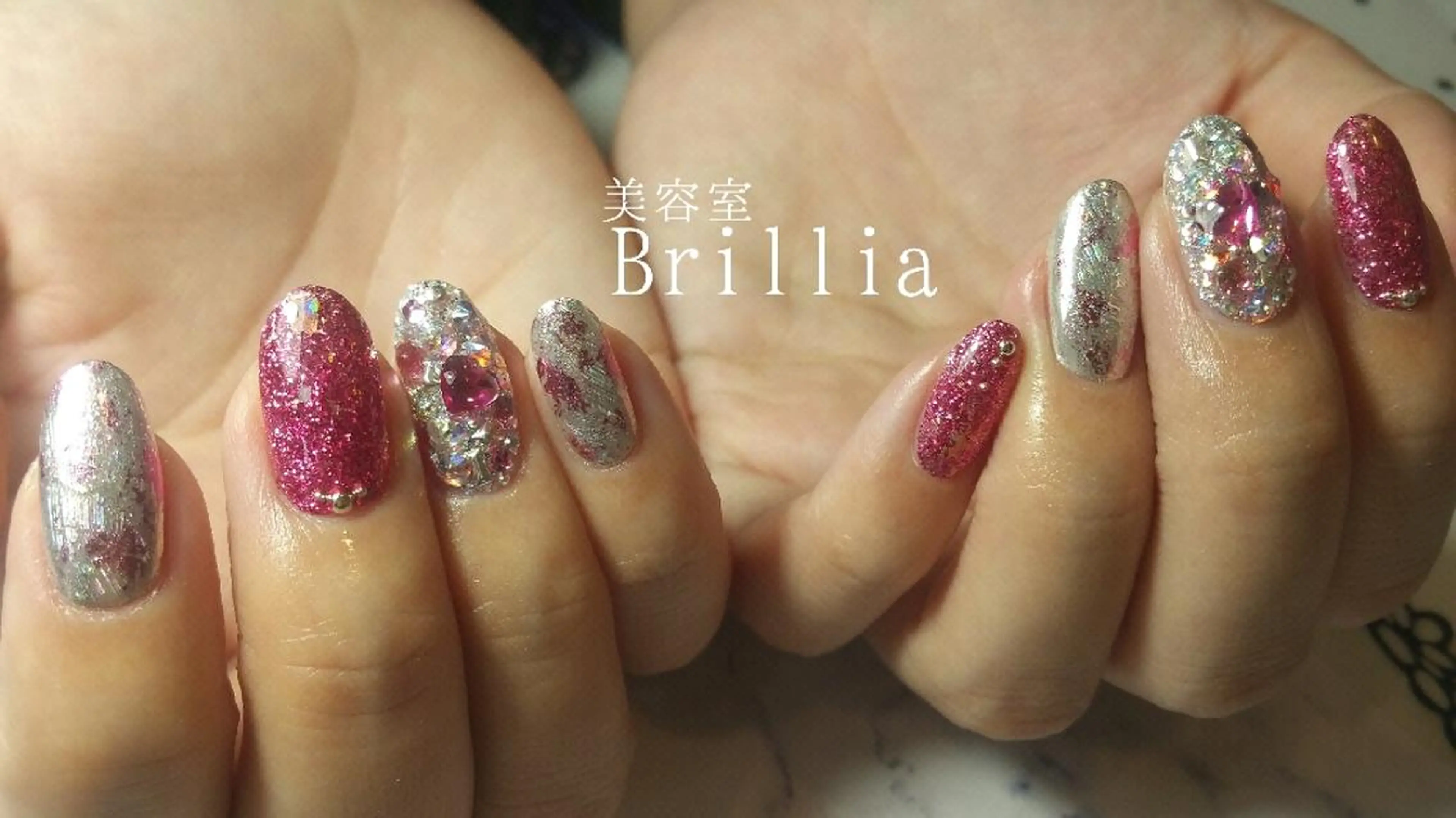 ネイル ハンドネイル 柴田 彩のネイルデザイン