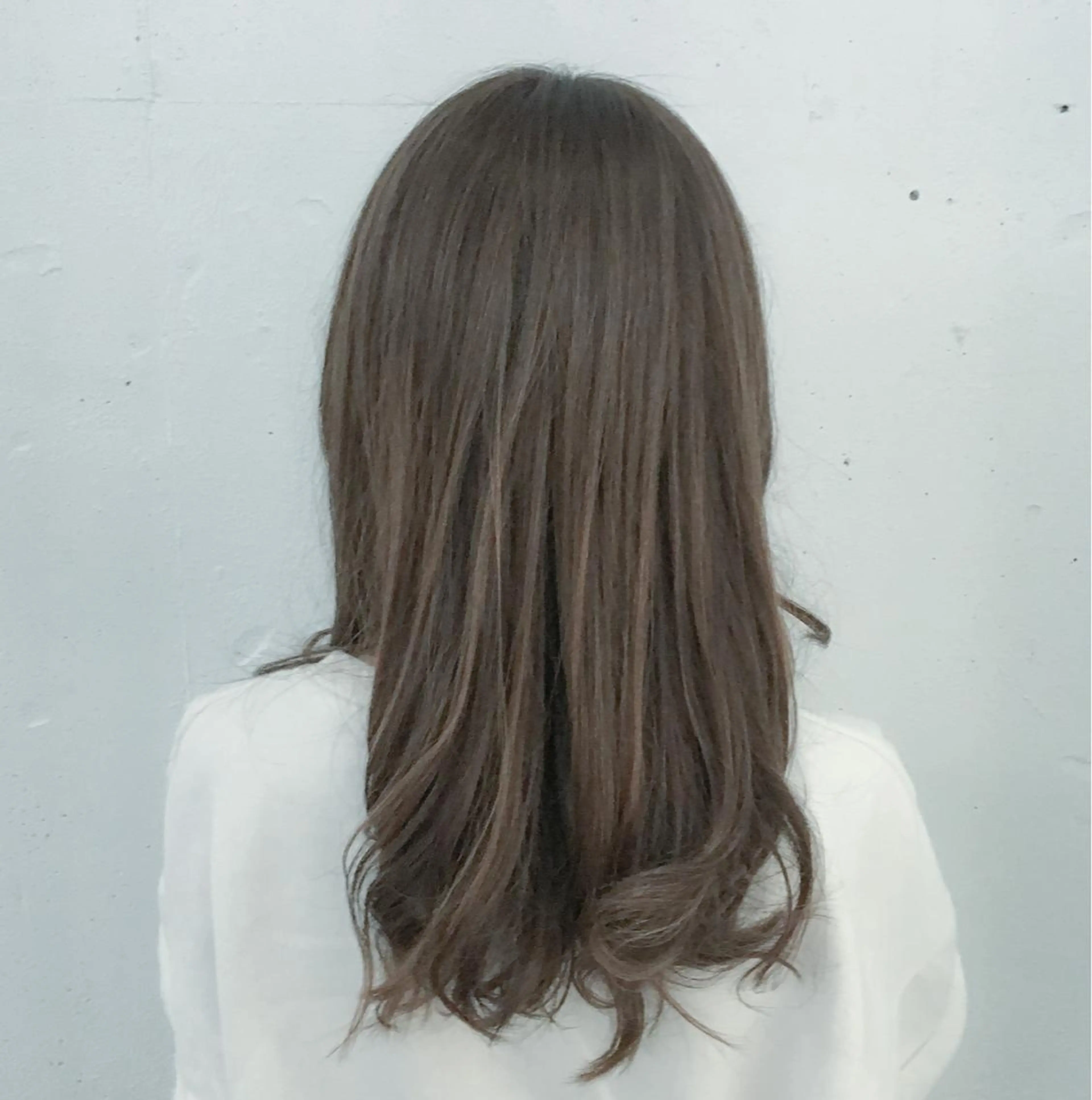 ロング カラー ベージュカラー トミタ アツシのヘアスタイル