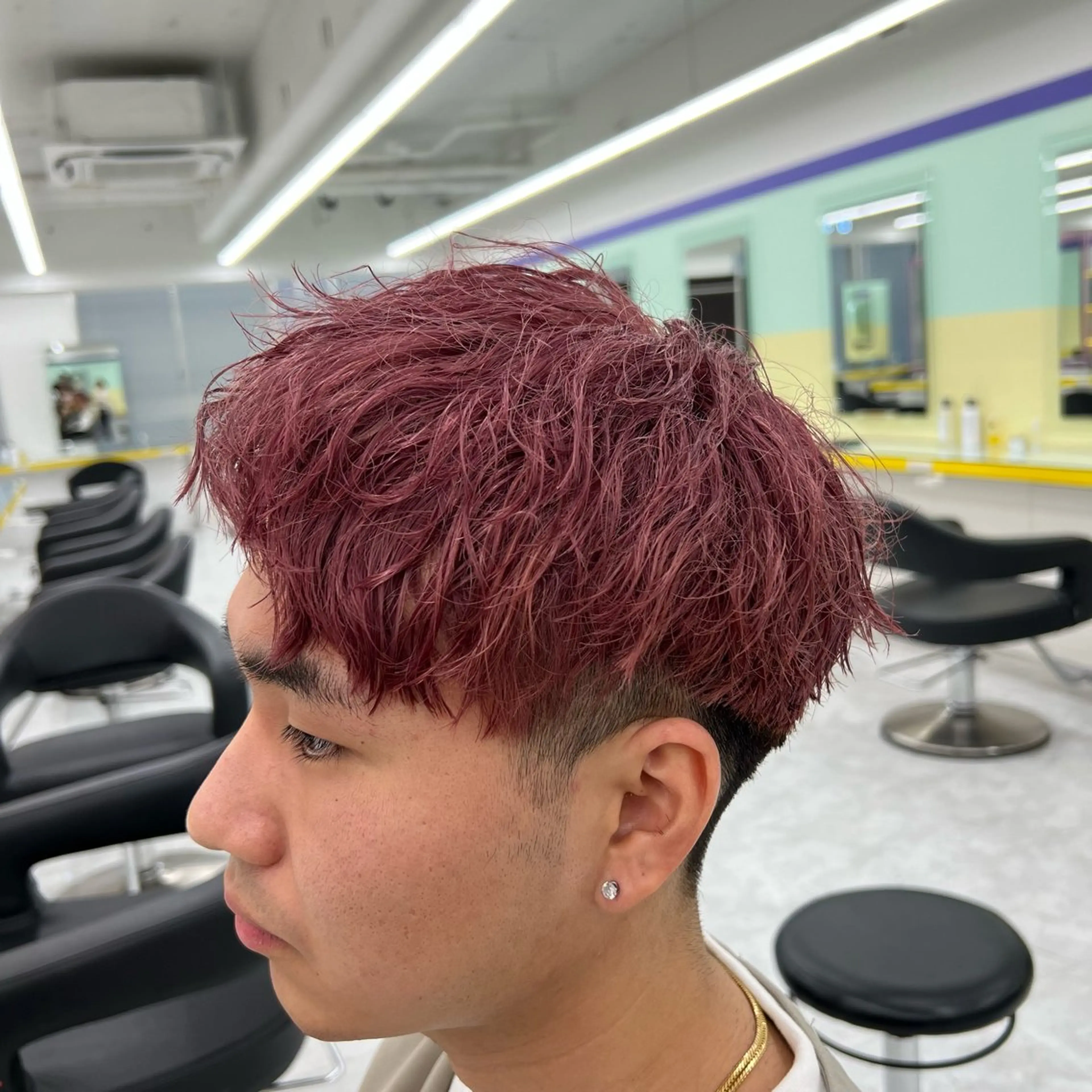 メンズ メンズブリーチ メンズハイトーン カット 縮毛矯正 メンズ特化美容師 💠チナツのヘアスタイル