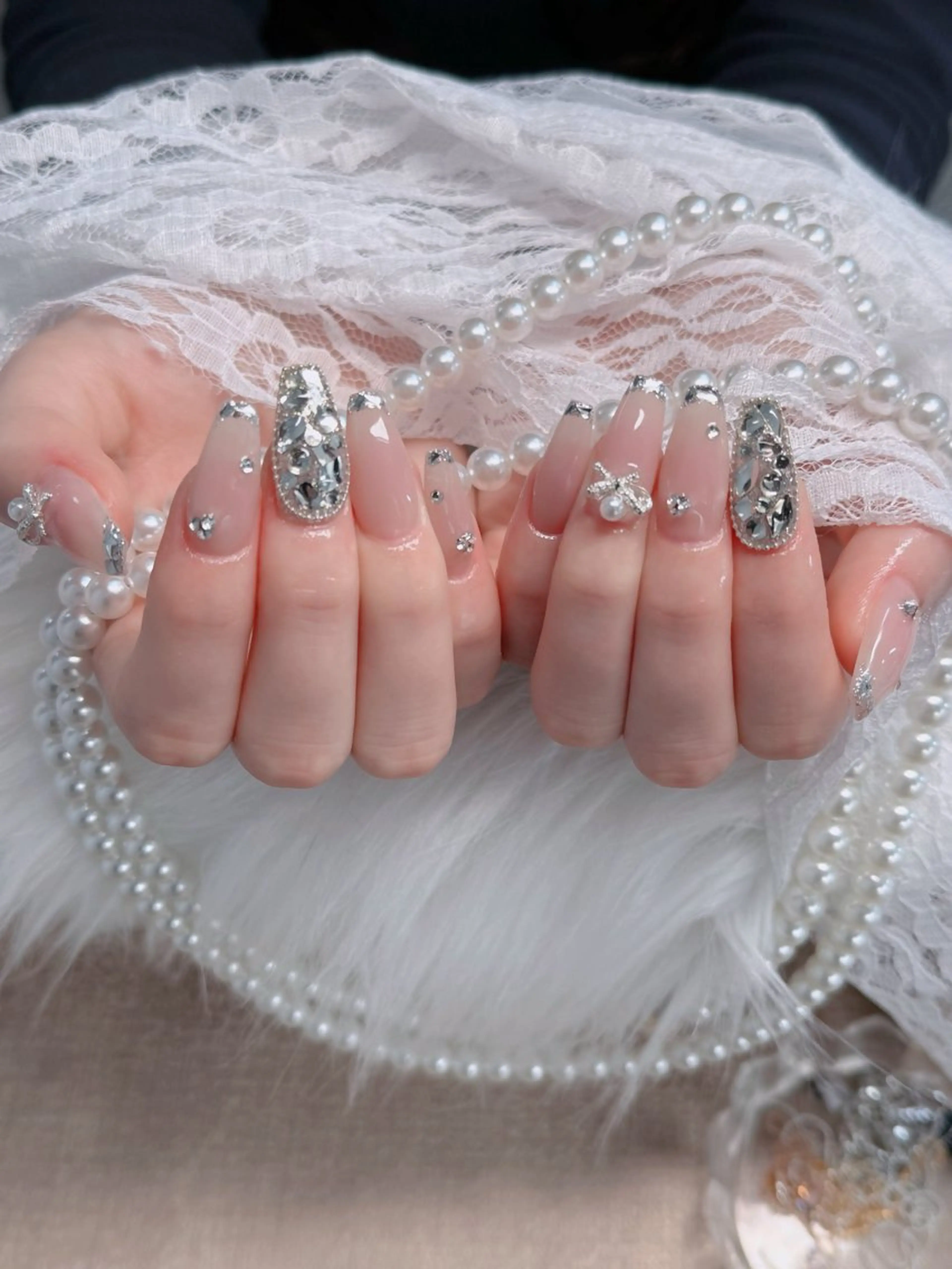 ネイル フレンチネイル ジェルネイル ガラスフレンチ ハロウィン ハート H.baby Nail Salonのネイルデザイン