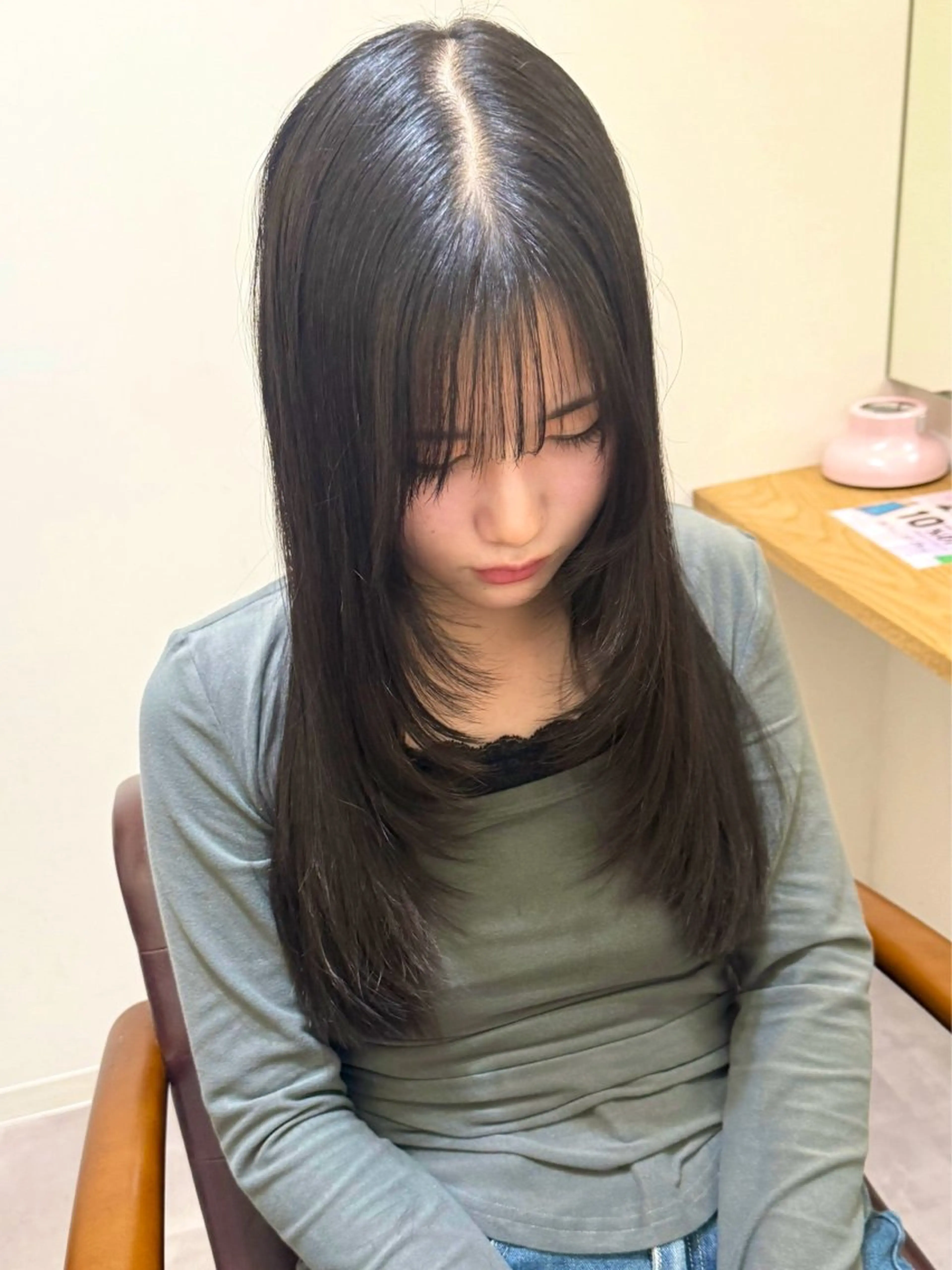 ロング ロングレイヤー レイヤーカット ロング しおり/パーマ/ newi町田のヘアスタイル