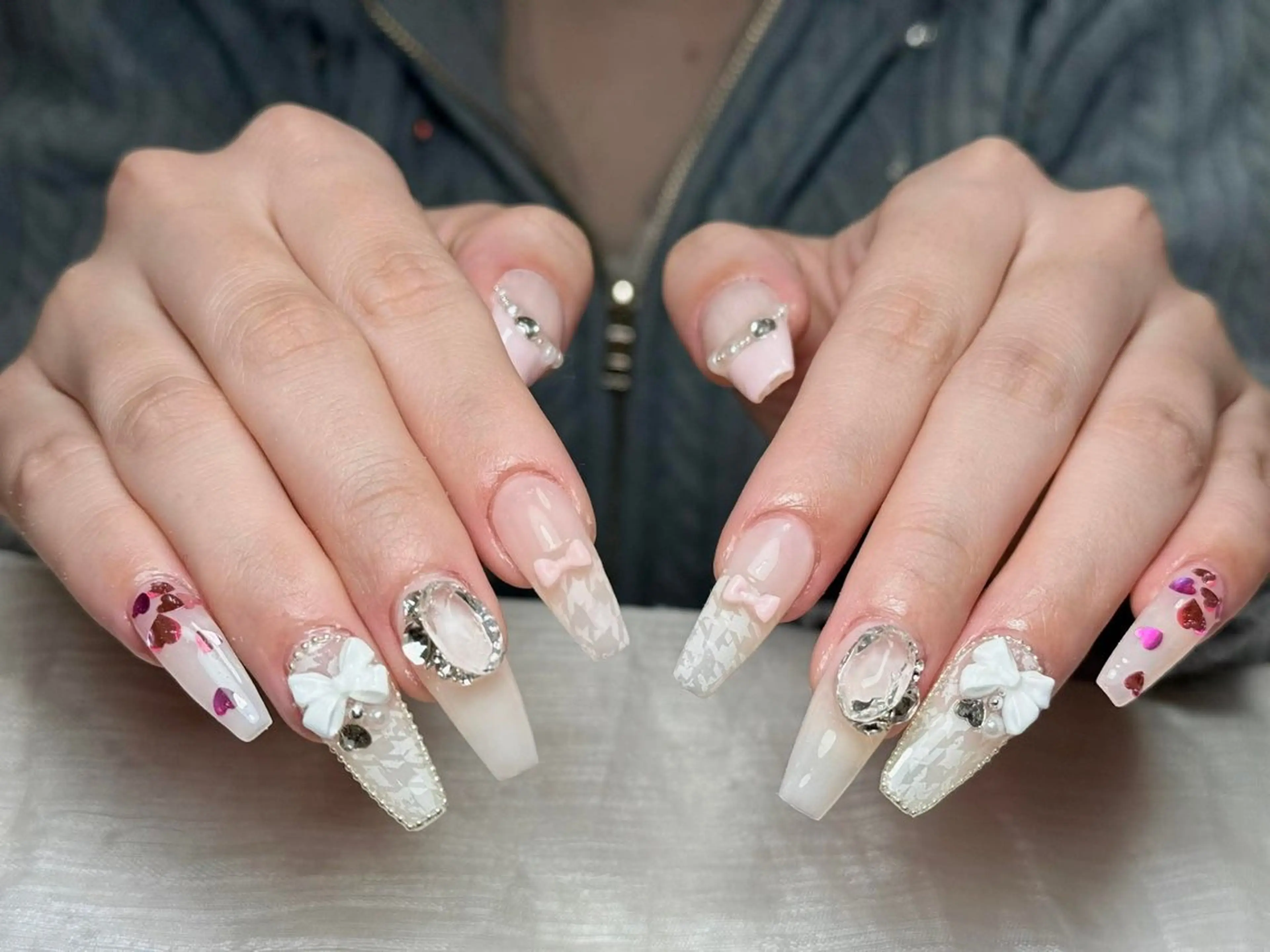 ネイル フレンチネイル ジェルネイル ガーリー 韓国ネイル ロングネイル ハンドネイル NieNail Nezukoのネイルデザイン