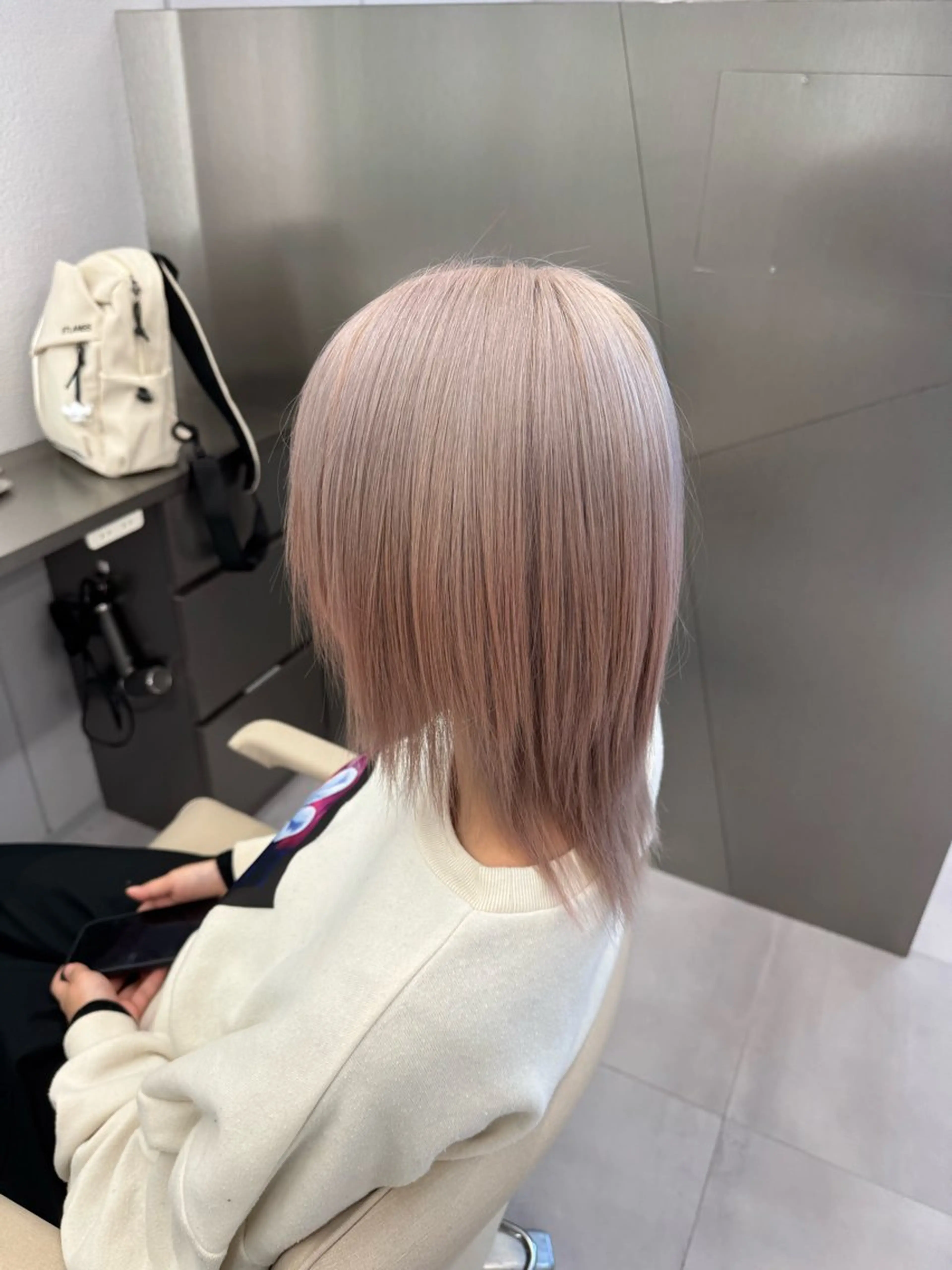 ショート ハイライト 髪質改善 レイヤーカット ほの カラー特化/ ブリーチ/ボブのヘアスタイル