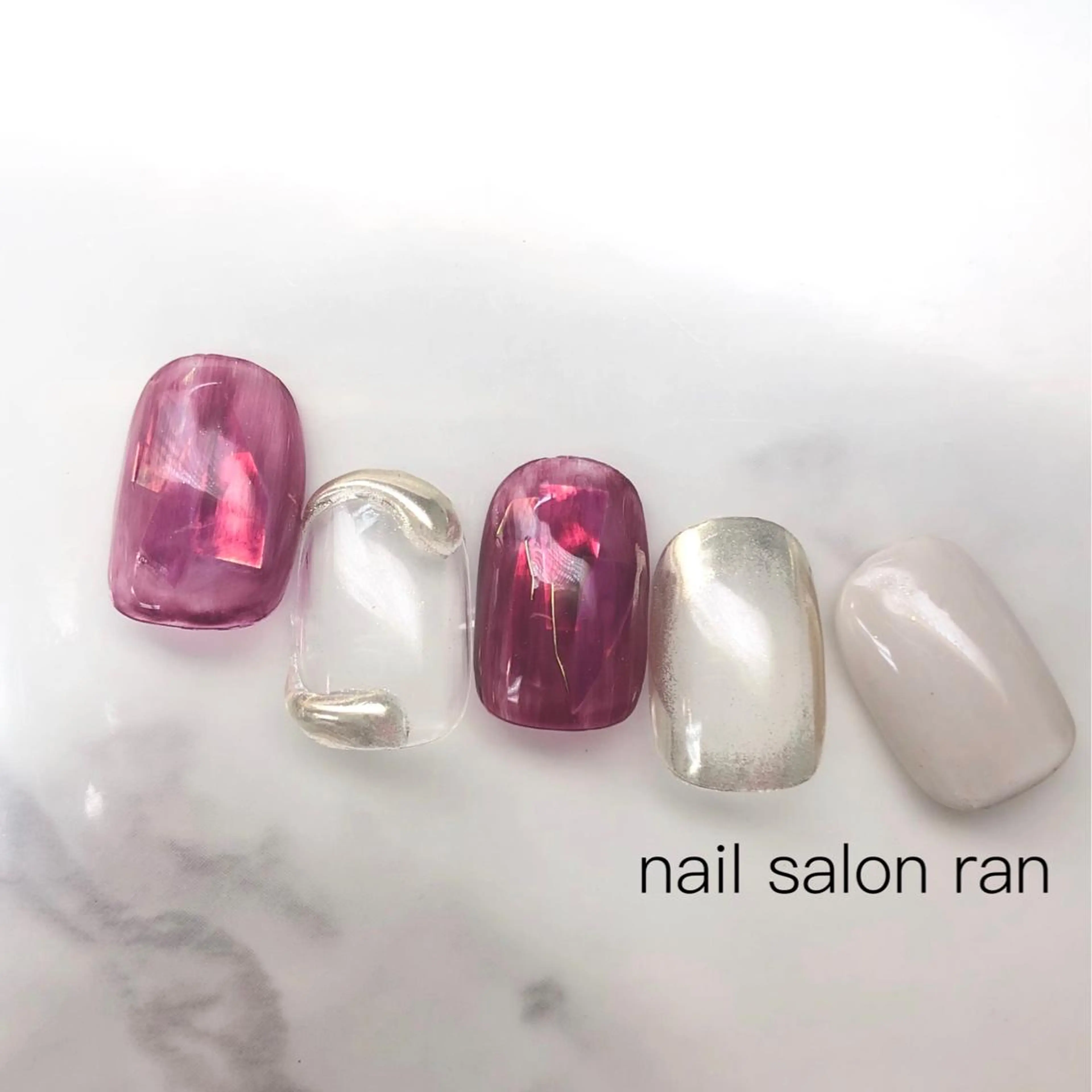 ネイル ボルドー ミラーネイル 持ち込み nailsalon ranのネイルデザイン