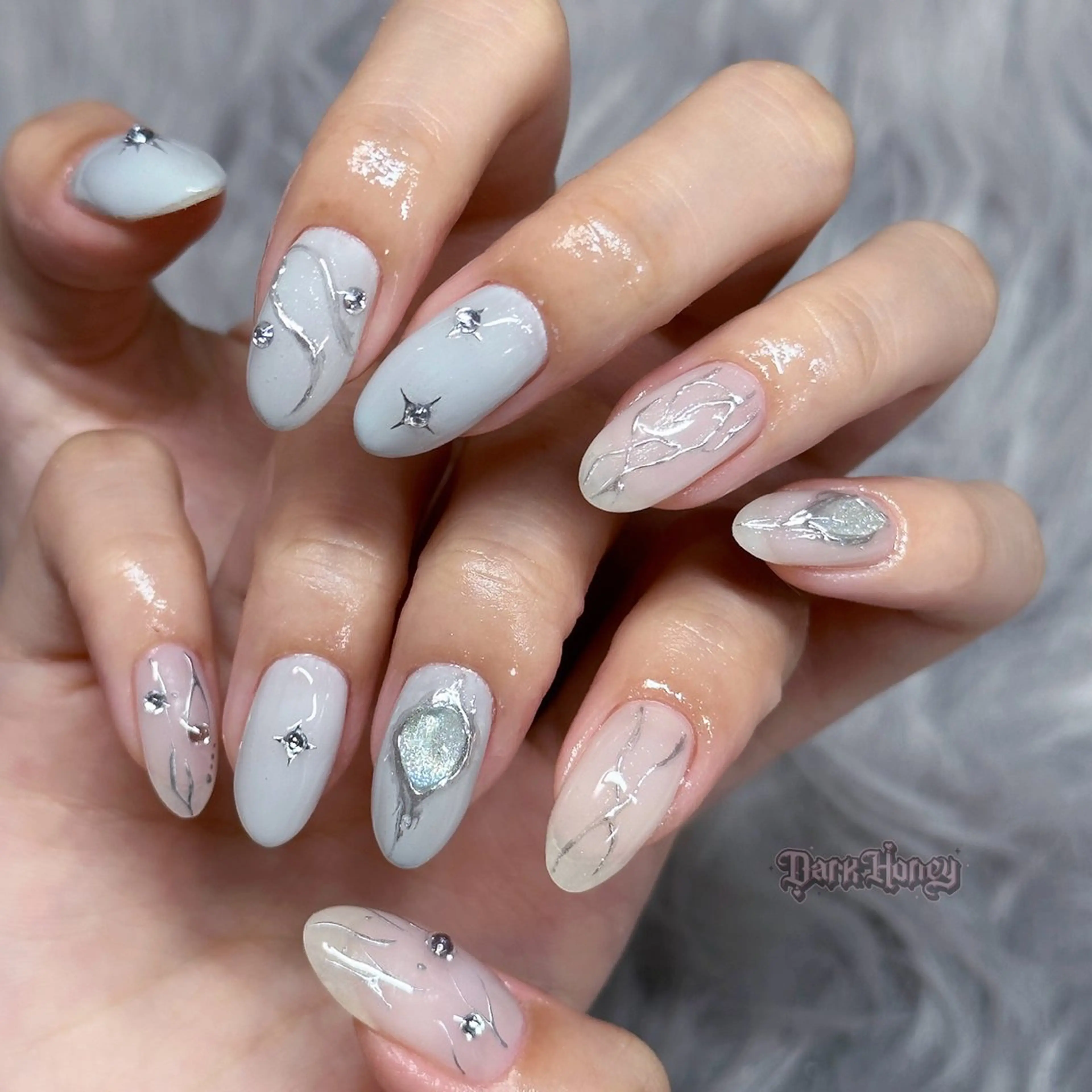 ネイル ハンドネイル Dark honey スカルプ専門原宿店のネイルデザイン