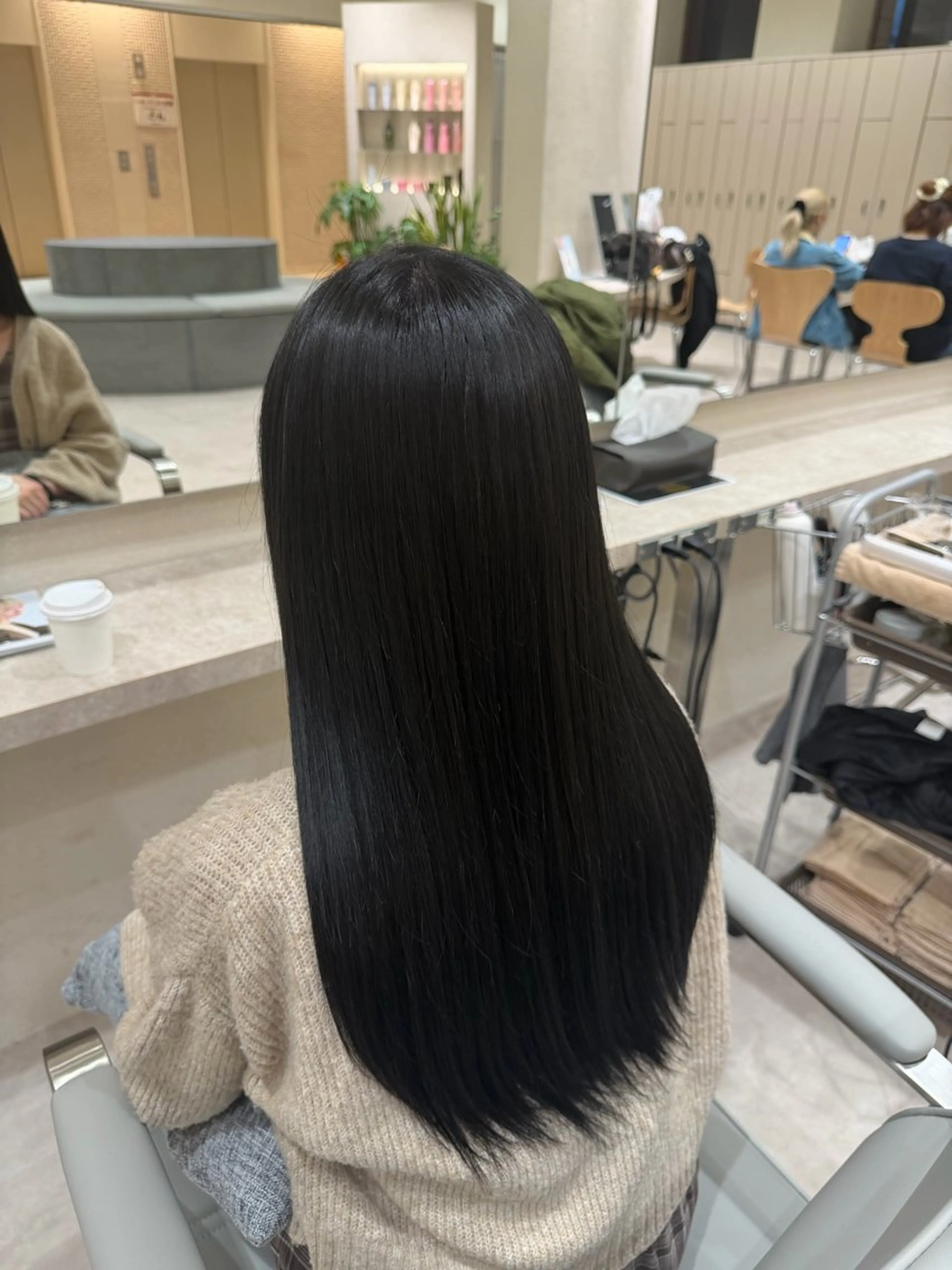 セミロング Unami/新宿 TSUKIのヘアスタイル