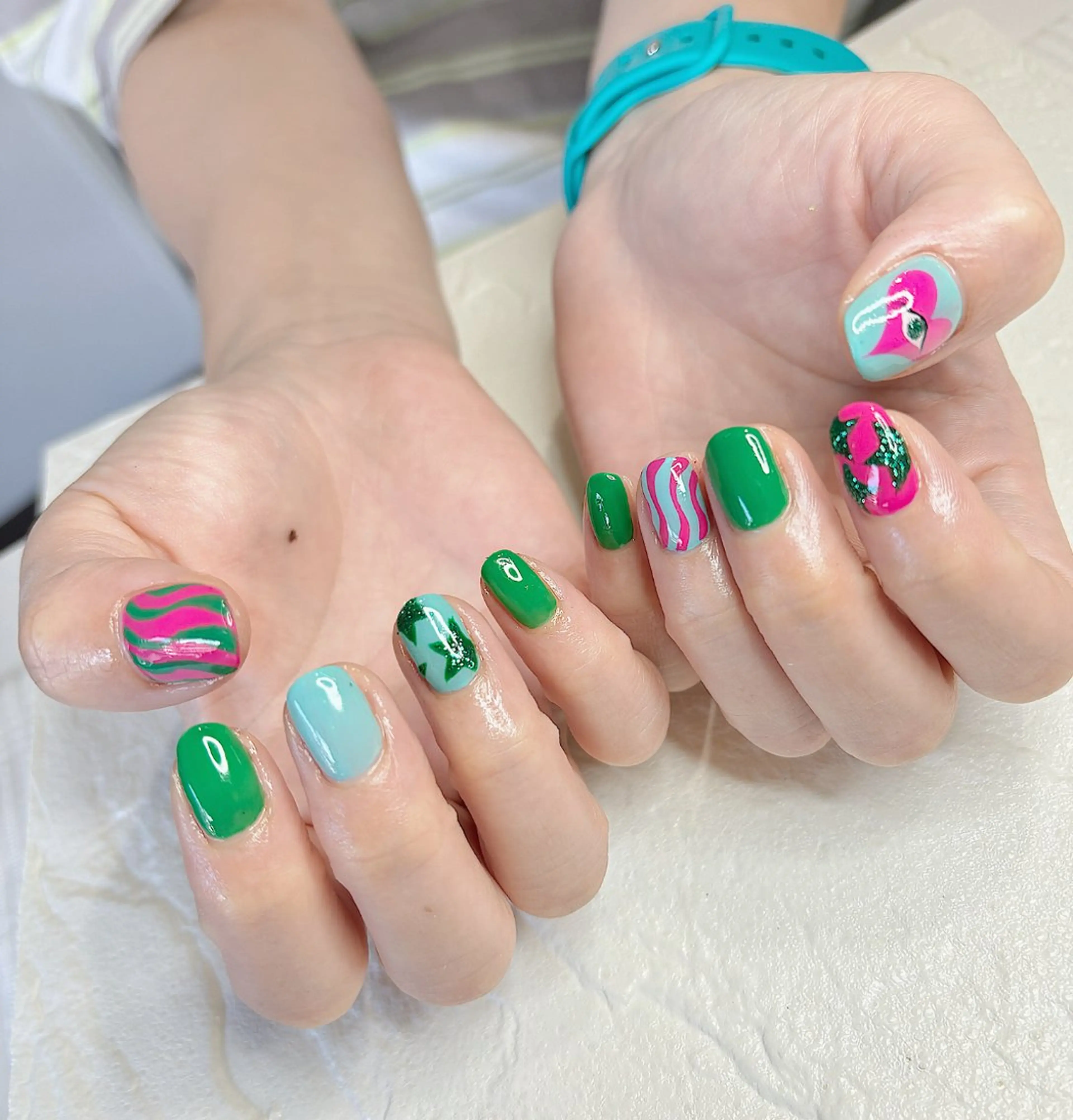 ネイル ブルー ハート ハンドネイル mua nail mikiのネイルデザイン