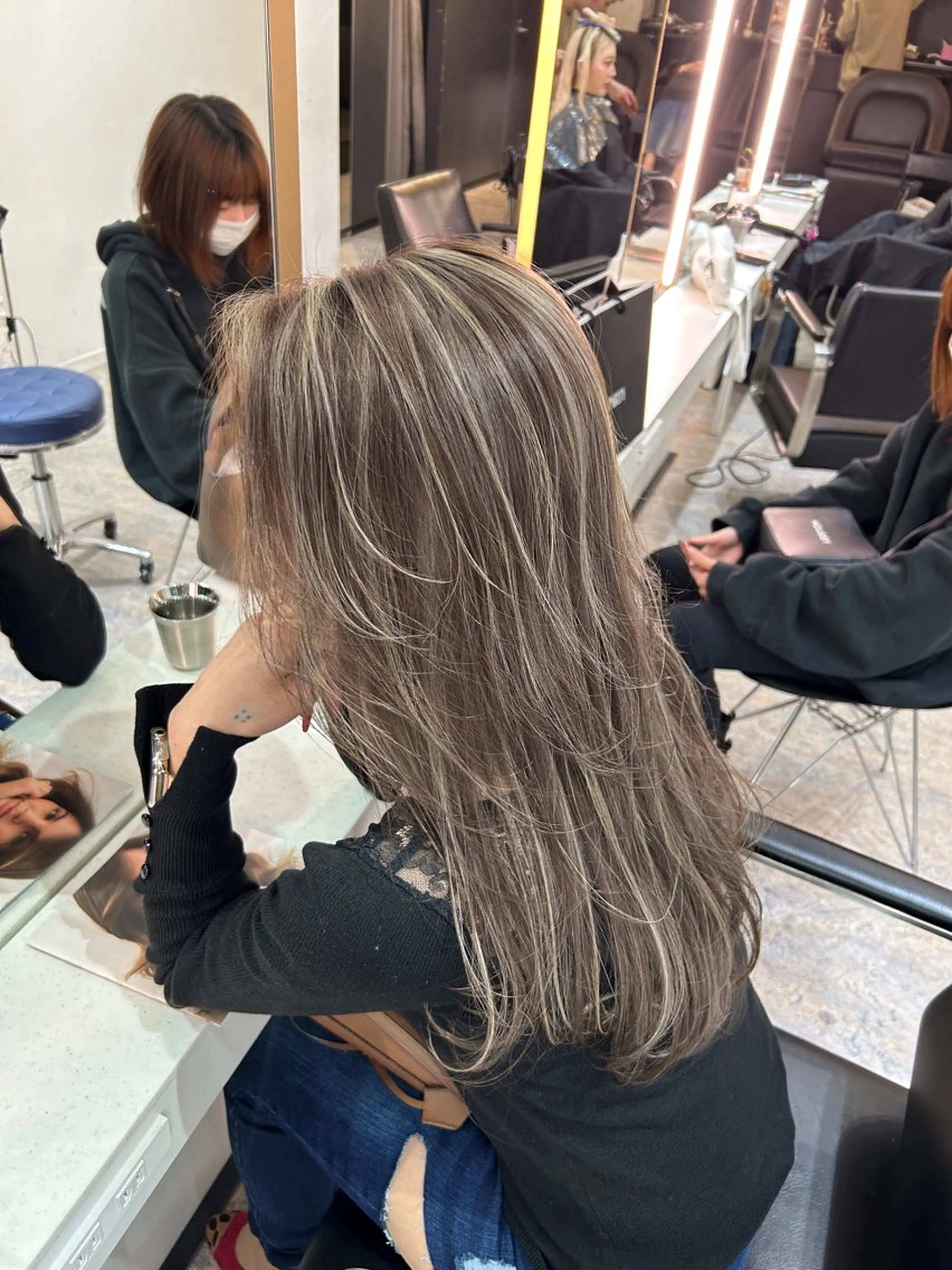 カラー ヘアカラー トリートメント レイヤーカット BLend 渋谷のヘアスタイル