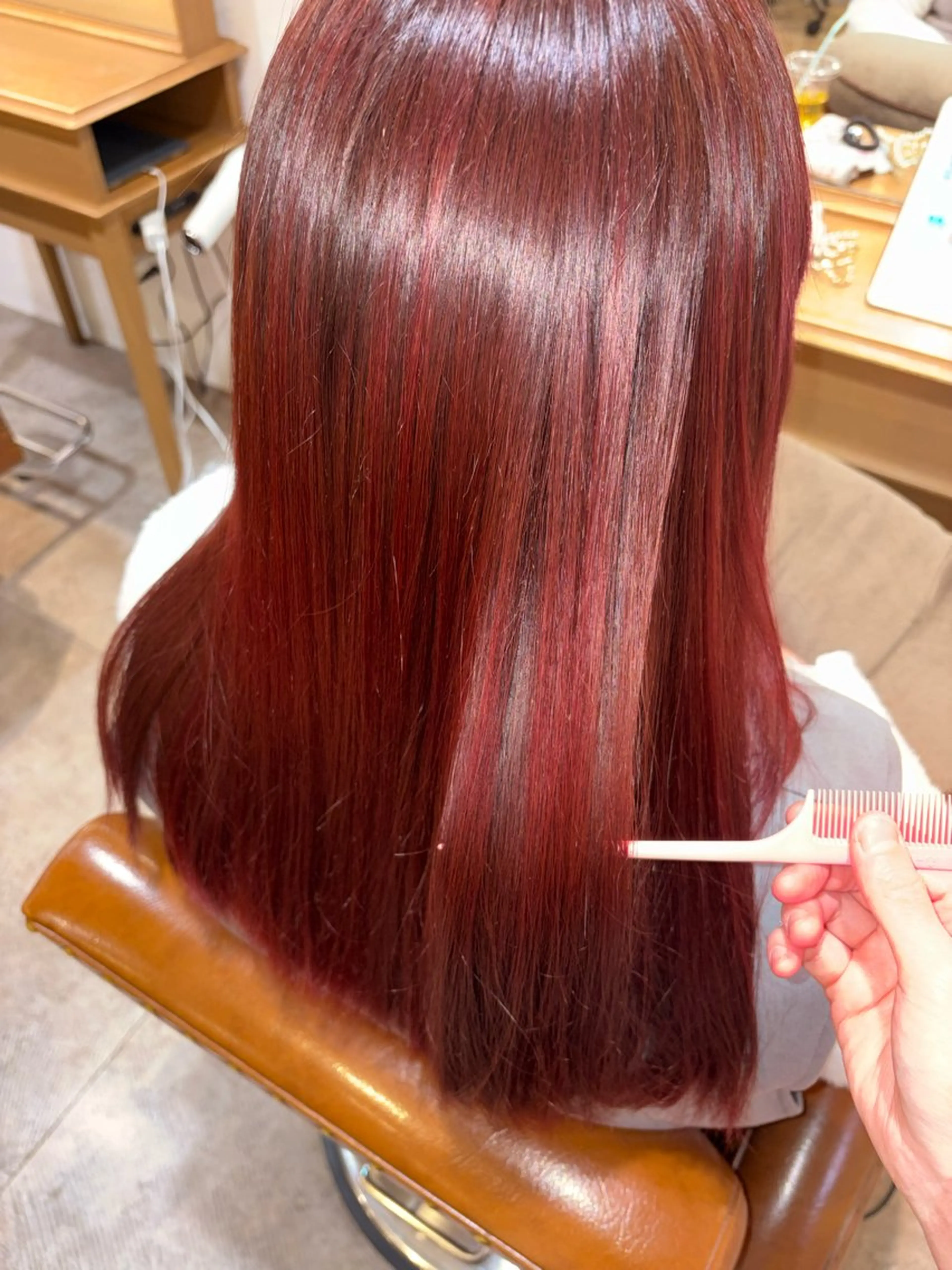セミロング カラー きじま みみのヘアスタイル