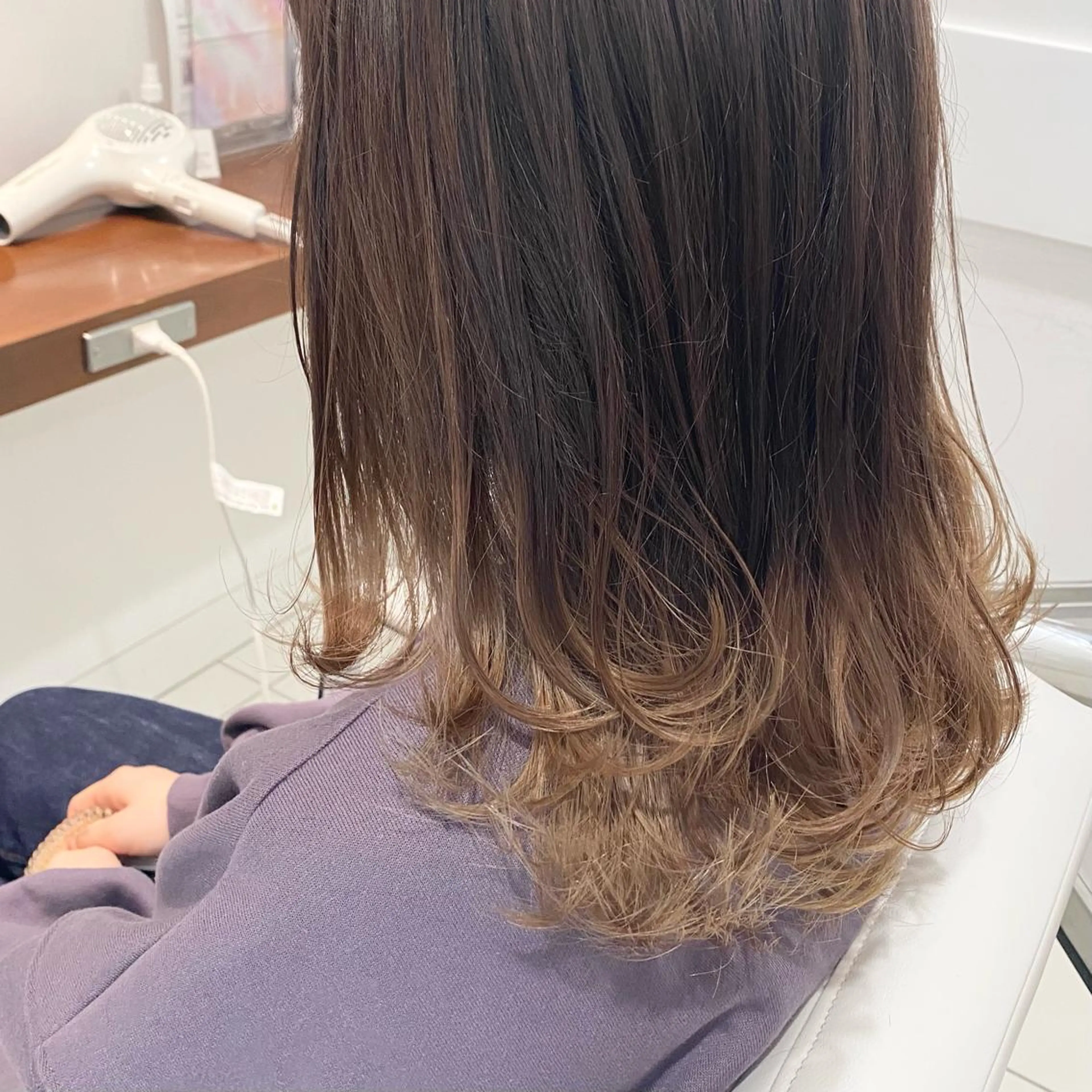 ミディアム カラー HOLON池袋所属・ウルフカット ハッシュカット/七海のヘアスタイル