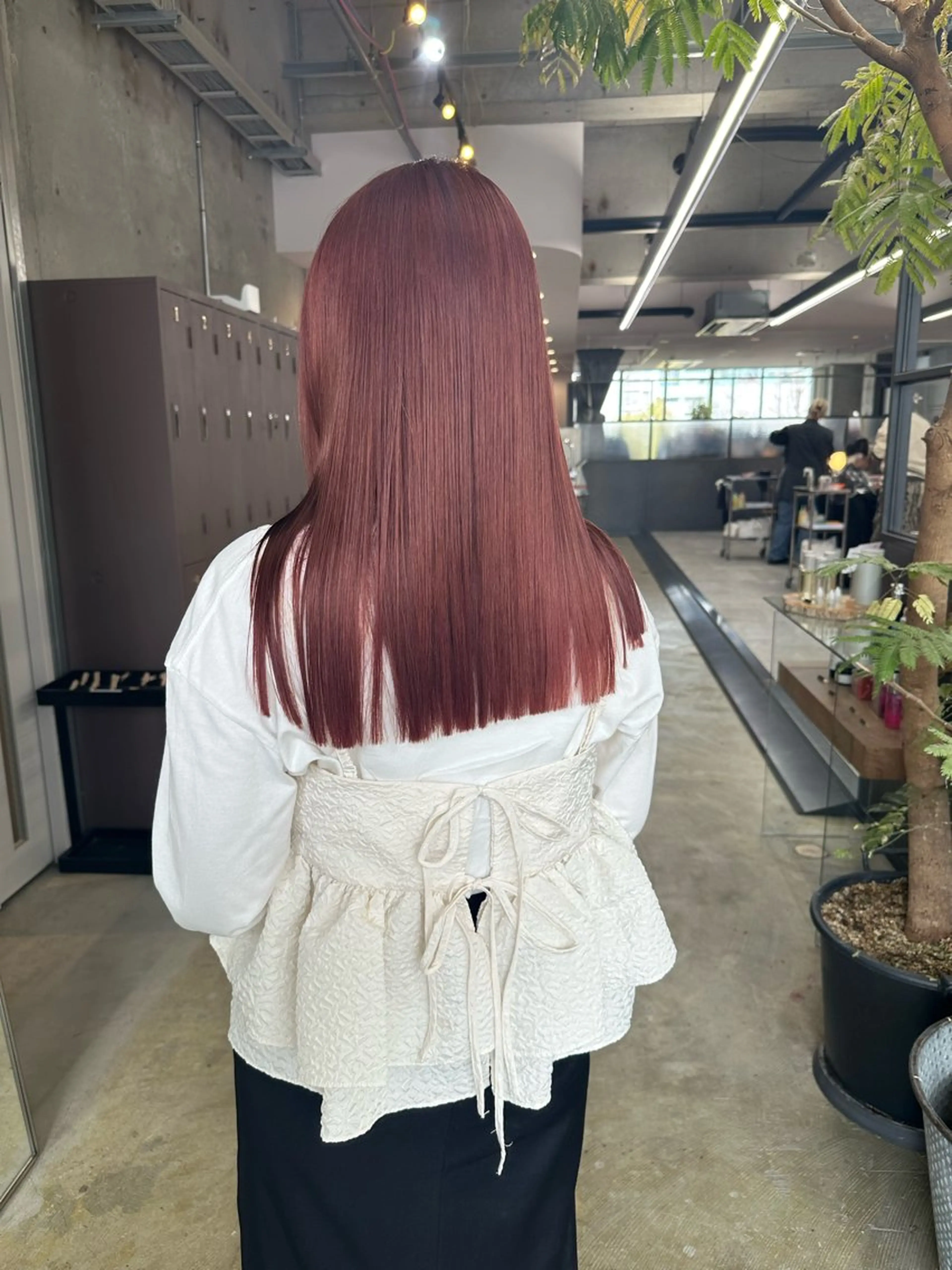 セミロング カラー オレンジ オレンジピンク ピンクカラー カット ヘアカラー トリートメント 小木曽智美 /ボブ/ショートのヘアスタイル